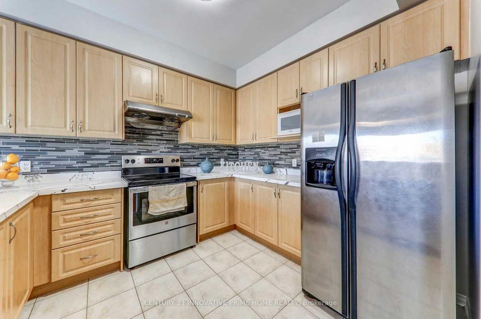 Photo 12 of 305 Hobbs Crescent, Milton, Clarke — HOMEH