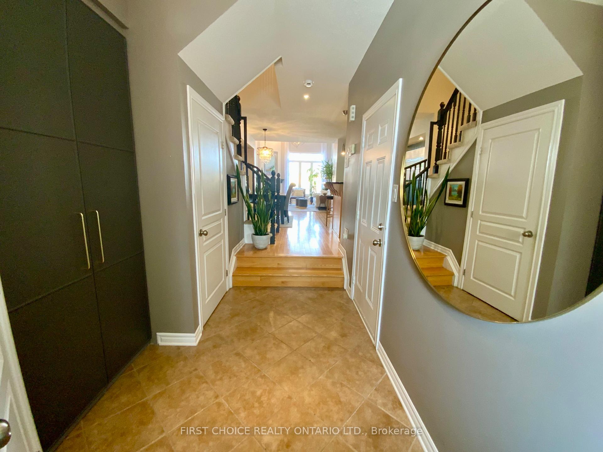 Photo 5 of 543 Salzburg Drive, Ottawa, Notting Hill/Summerside — HOMEH