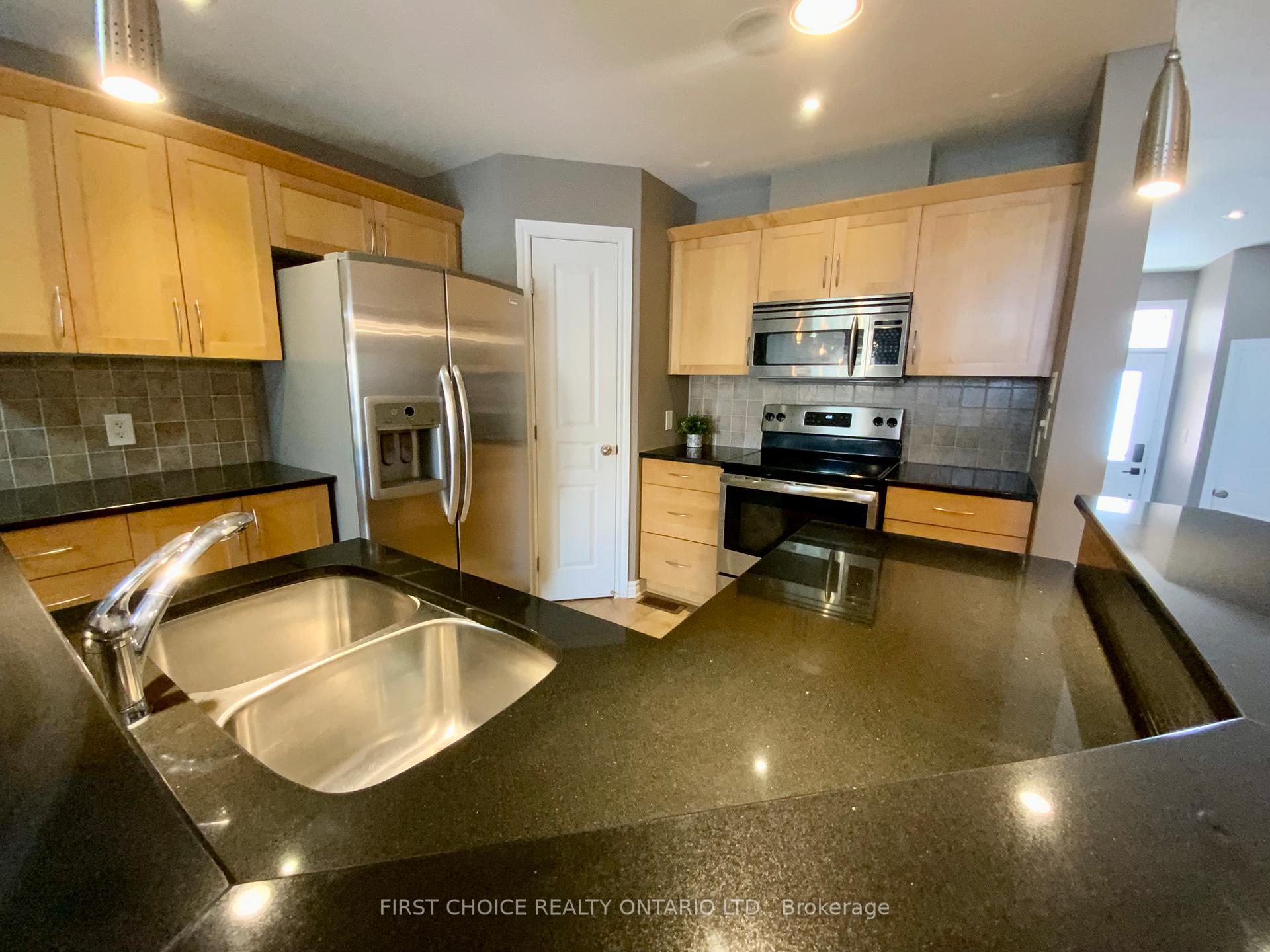 Photo 11 of 543 Salzburg Drive, Ottawa, Notting Hill/Summerside — HOMEH