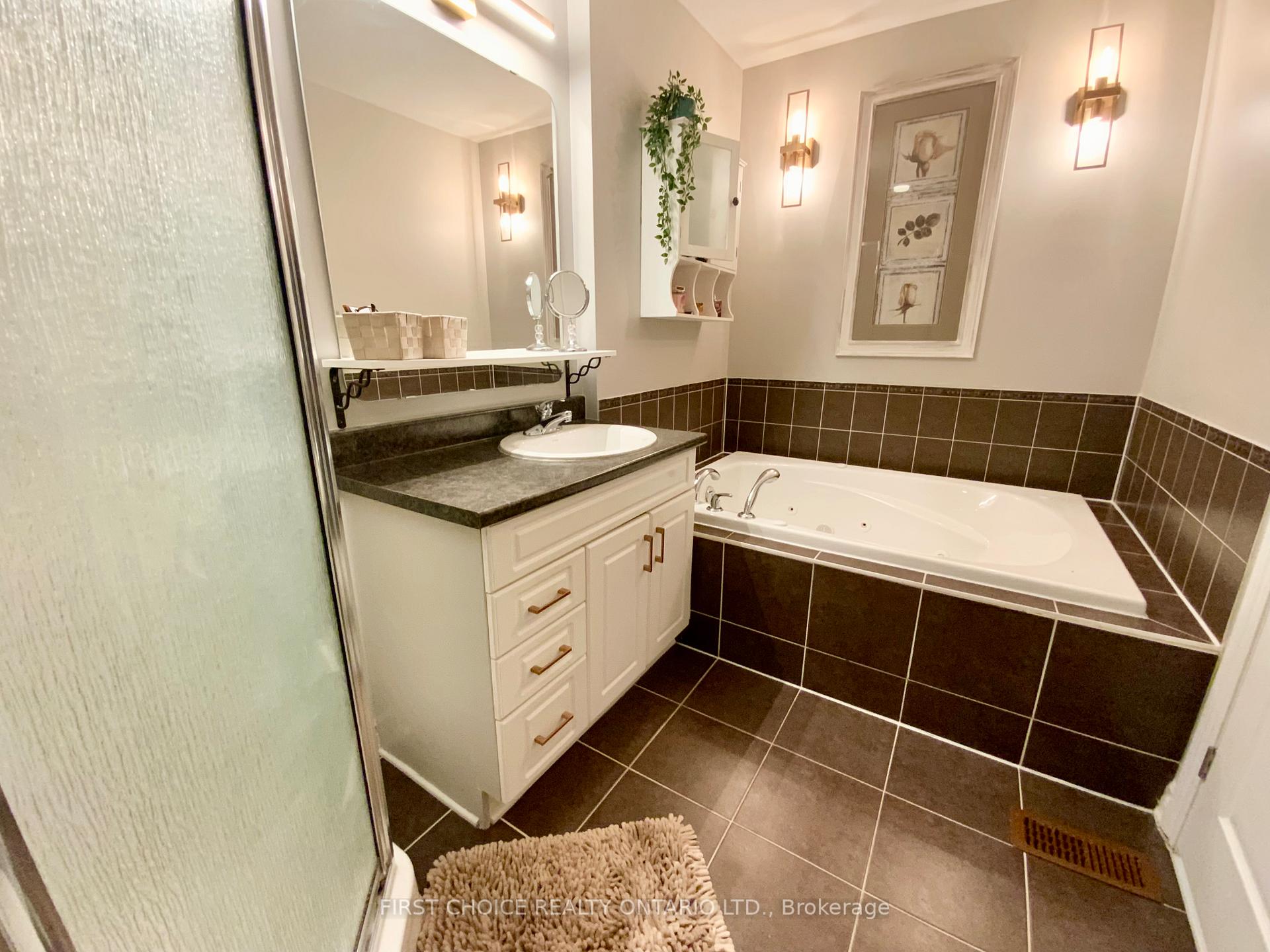Photo 28 of 543 Salzburg Drive, Ottawa, Notting Hill/Summerside — HOMEH