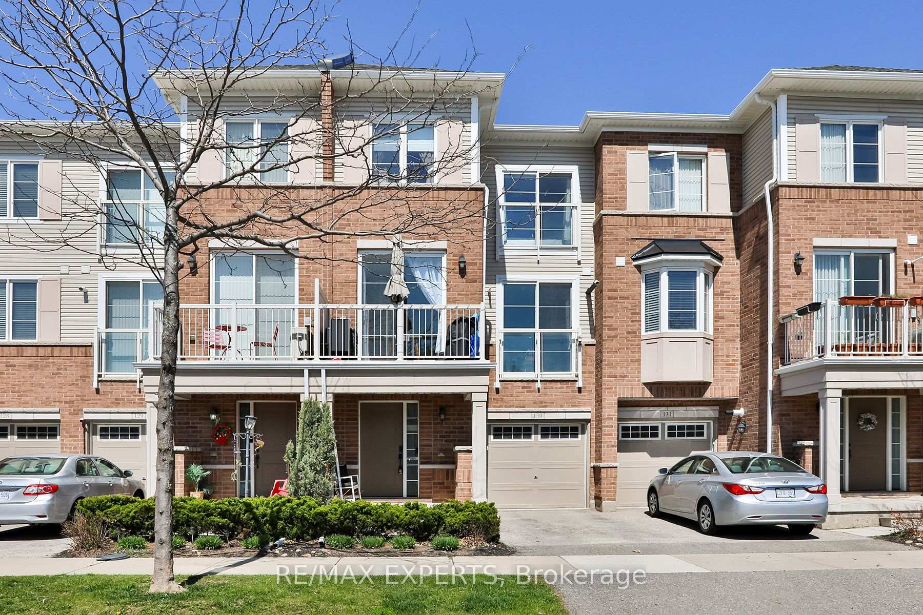 Front of Unit 130, 165 Hampshire Way