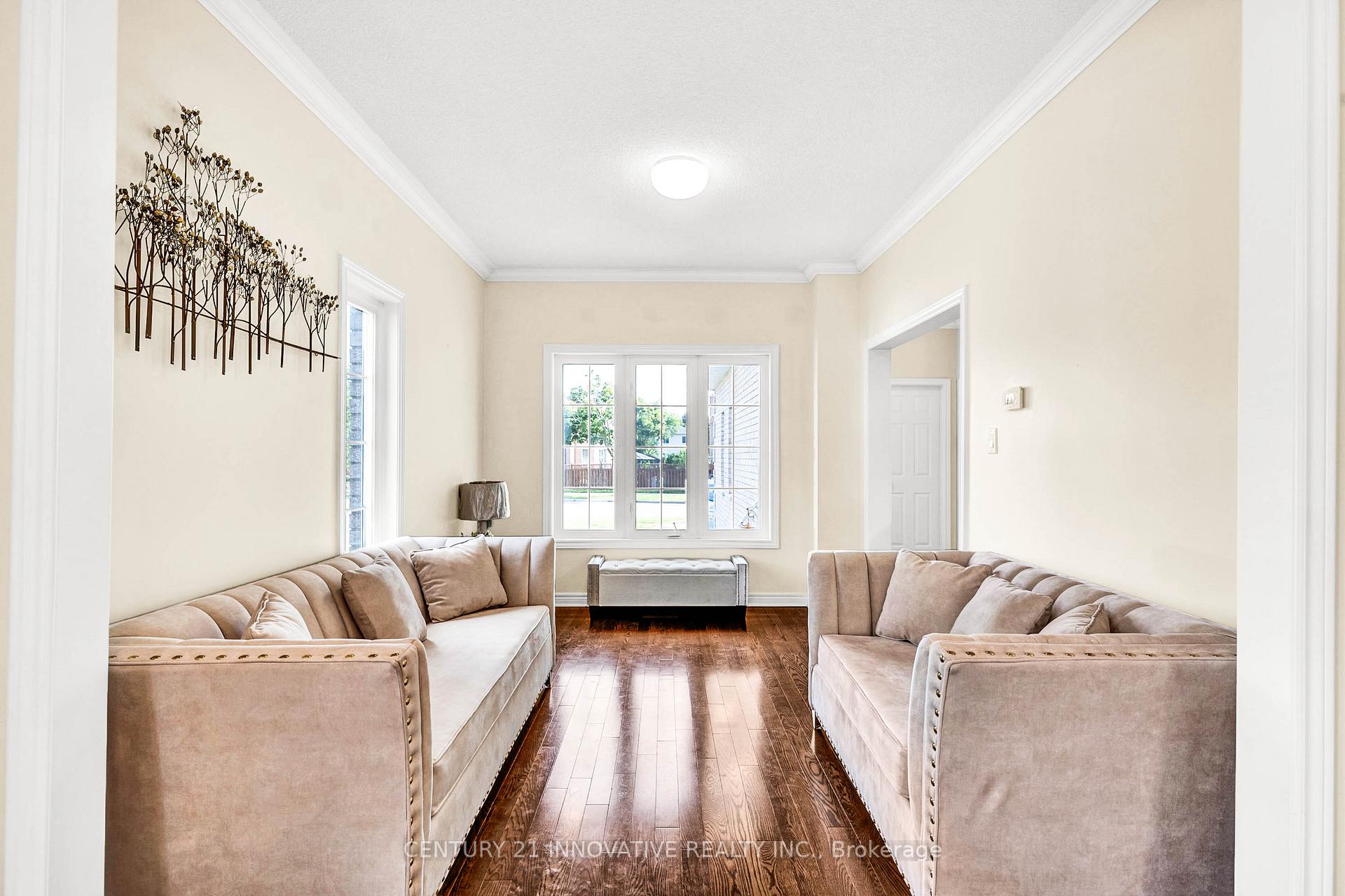 Photo 9 of 2476 Linwood Street, Pickering, Liverpool — HOMEH