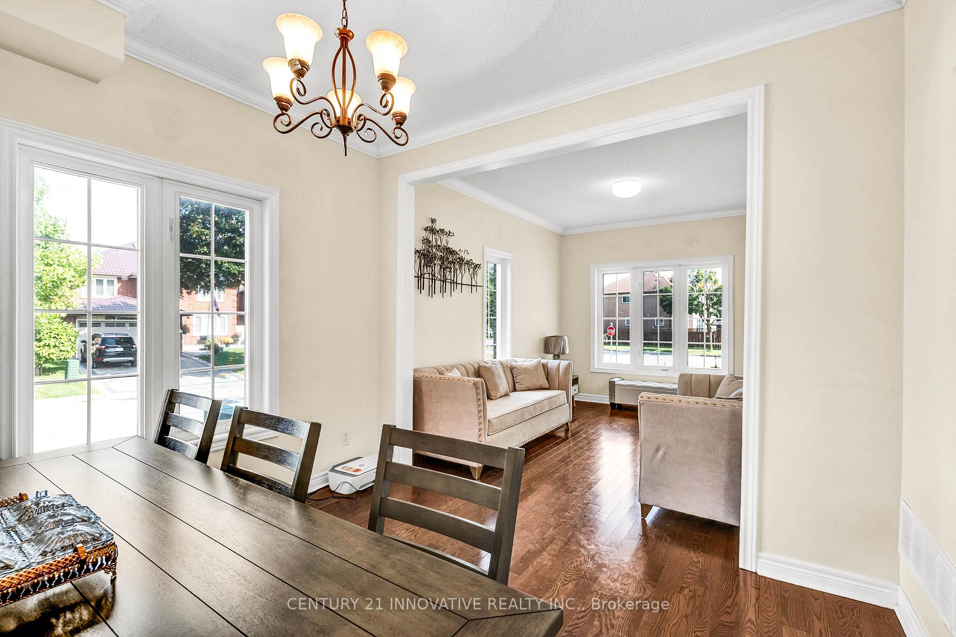 Photo 10 of 2476 Linwood Street, Pickering, Liverpool — HOMEH