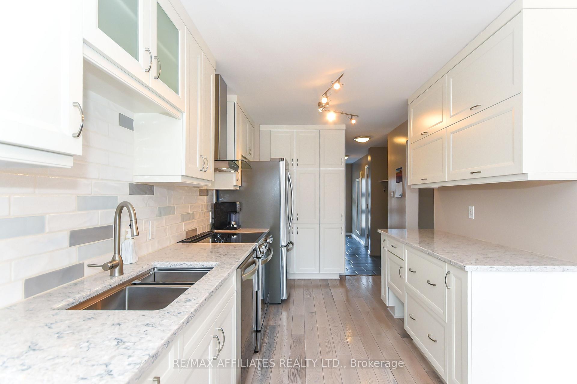 Photo 18 of 1618 Tache Way W, Ottawa, Fallingbrook/Pineridge — HOMEH