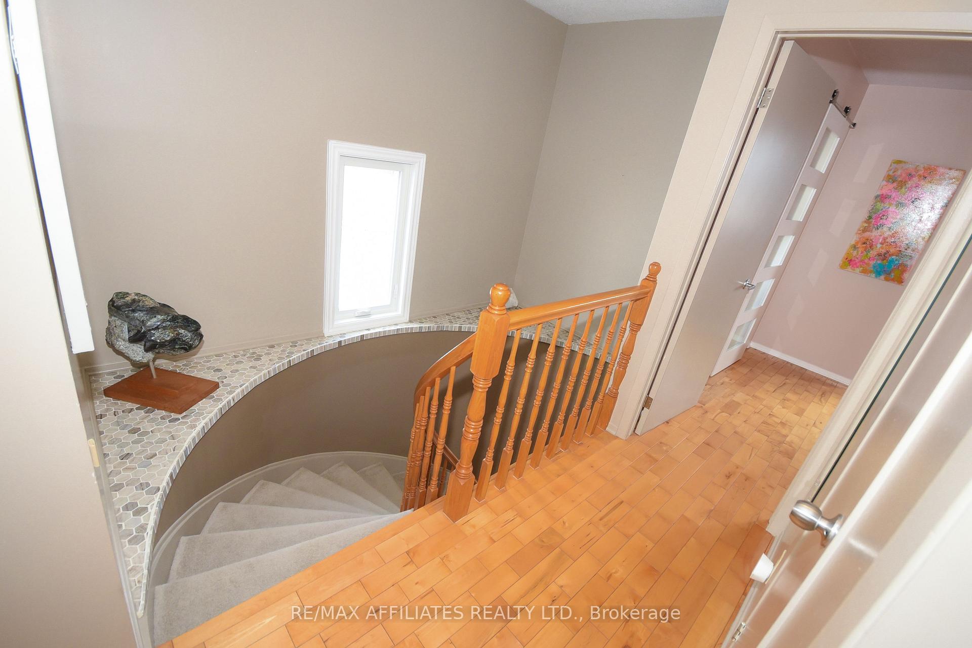 Photo 20 of 1618 Tache Way W, Ottawa, Fallingbrook/Pineridge — HOMEH