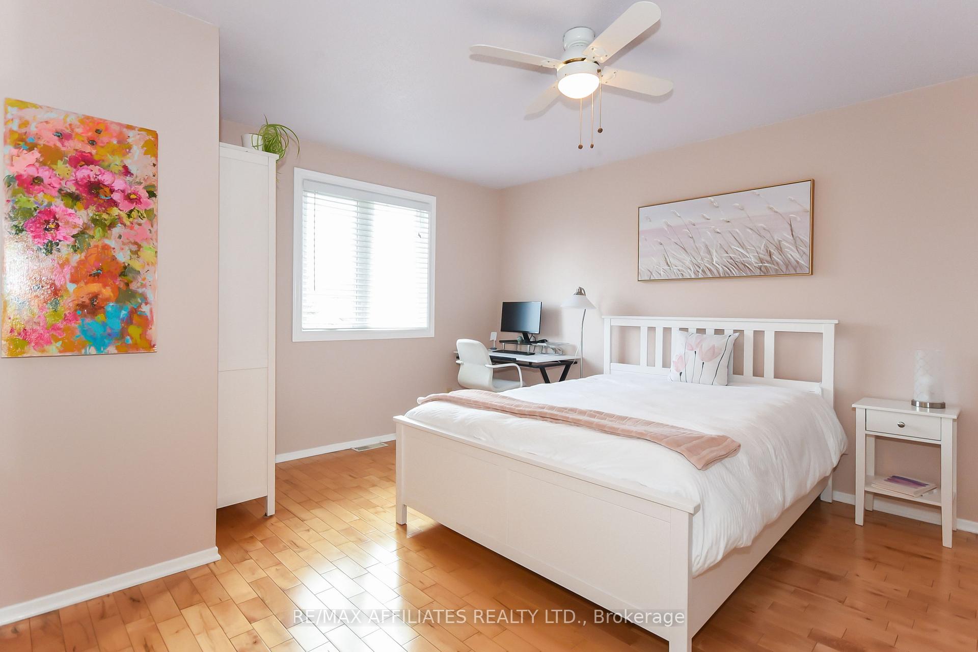 Photo 24 of 1618 Tache Way W, Ottawa, Fallingbrook/Pineridge — HOMEH