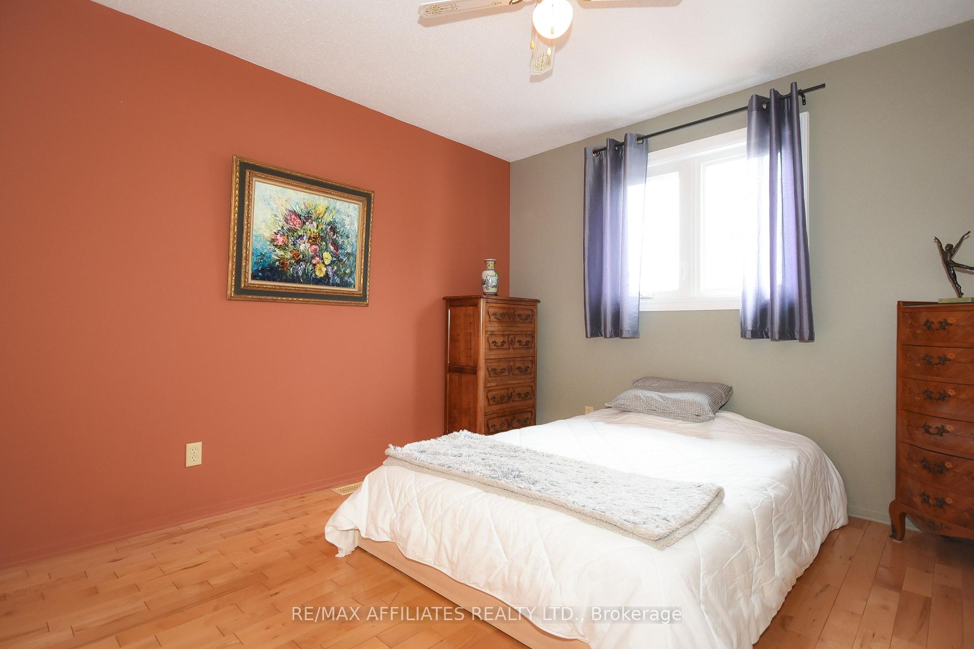 Photo 25 of 1618 Tache Way W, Ottawa, Fallingbrook/Pineridge — HOMEH