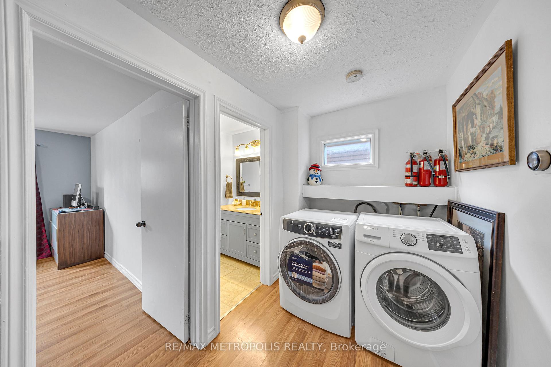 Photo 16 of 337 Pine Avenue, Oshawa, Vanier — HOMEH