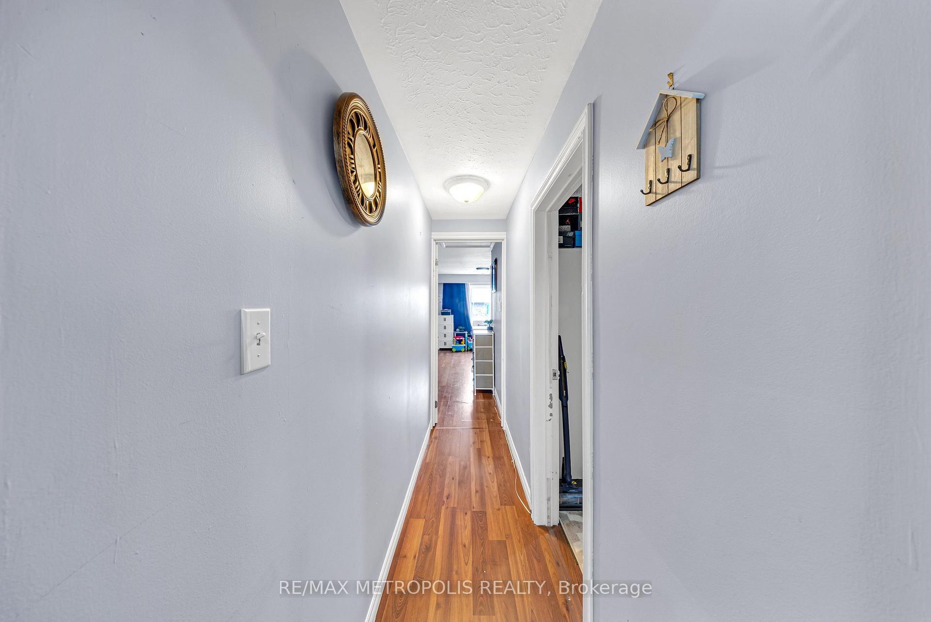 Photo 25 of 337 Pine Avenue, Oshawa, Vanier — HOMEH