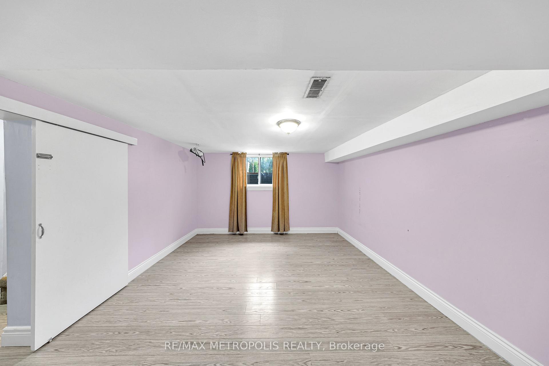 Photo 31 of 337 Pine Avenue, Oshawa, Vanier — HOMEH
