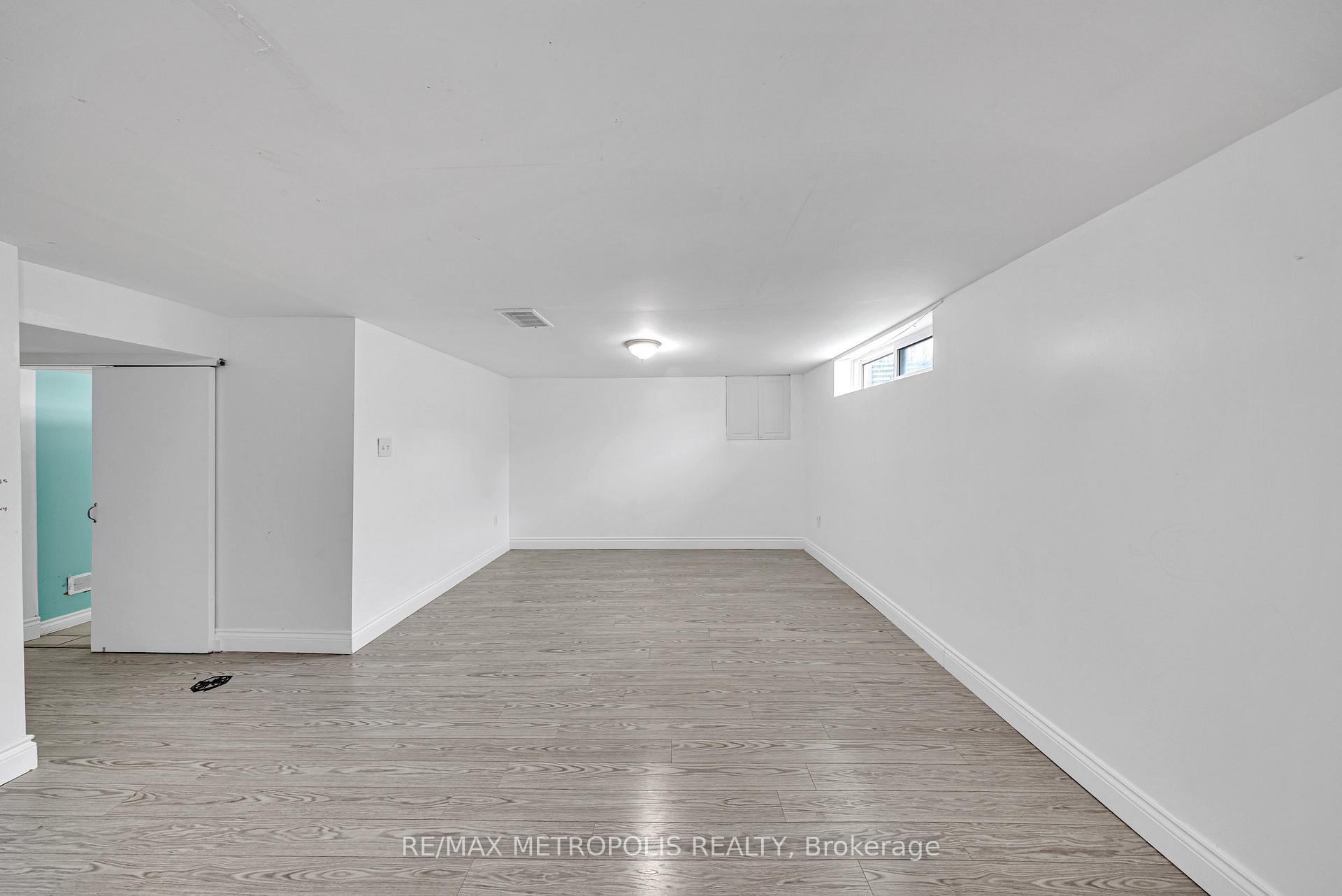 Photo 35 of 337 Pine Avenue, Oshawa, Vanier — HOMEH