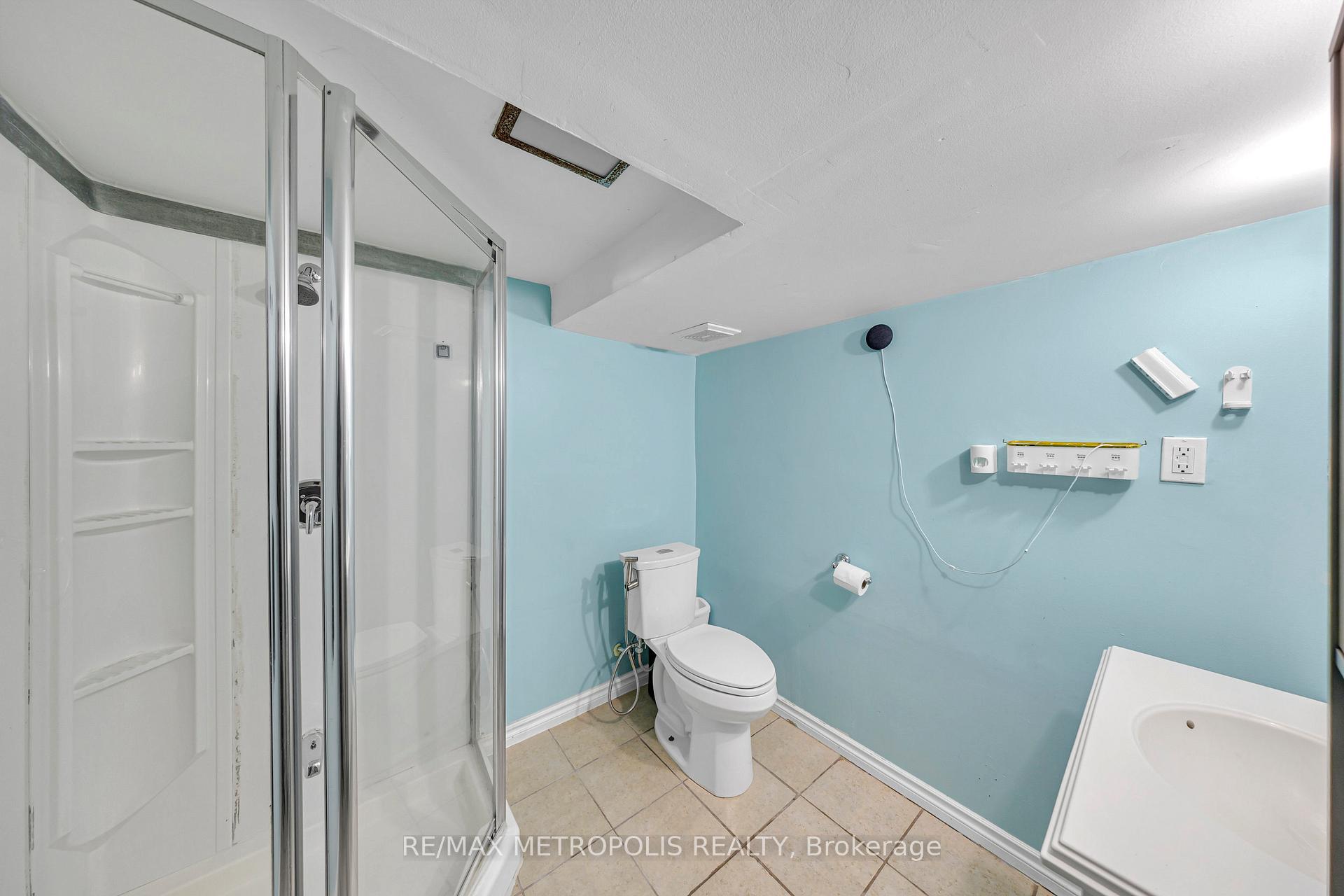 Photo 37 of 337 Pine Avenue, Oshawa, Vanier — HOMEH