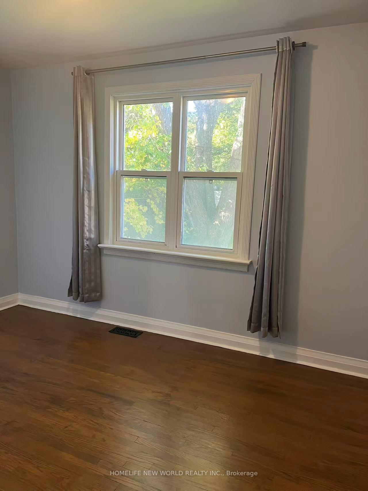 Photo 2 of 1904 Glengrove Road, Pickering, Liverpool — HOMEH