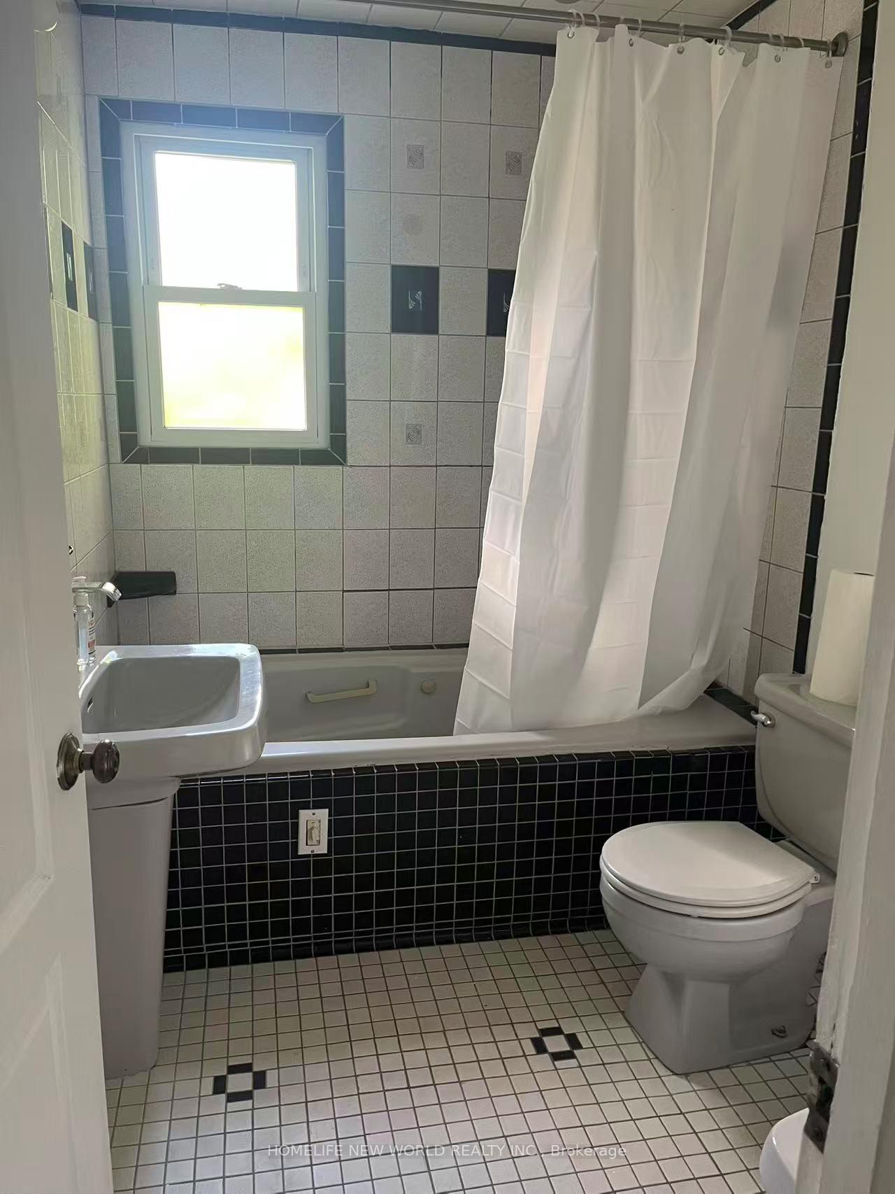 Photo 7 of 1904 Glengrove Road, Pickering, Liverpool — HOMEH