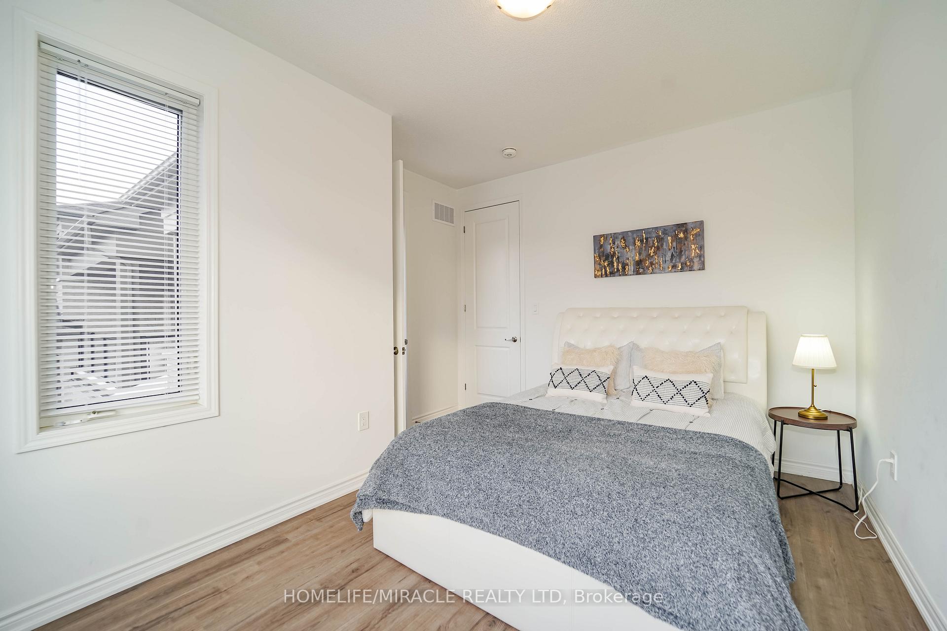 Photo 19 of 2823 Foxden Square, Pickering, Rural Pickering — HOMEH