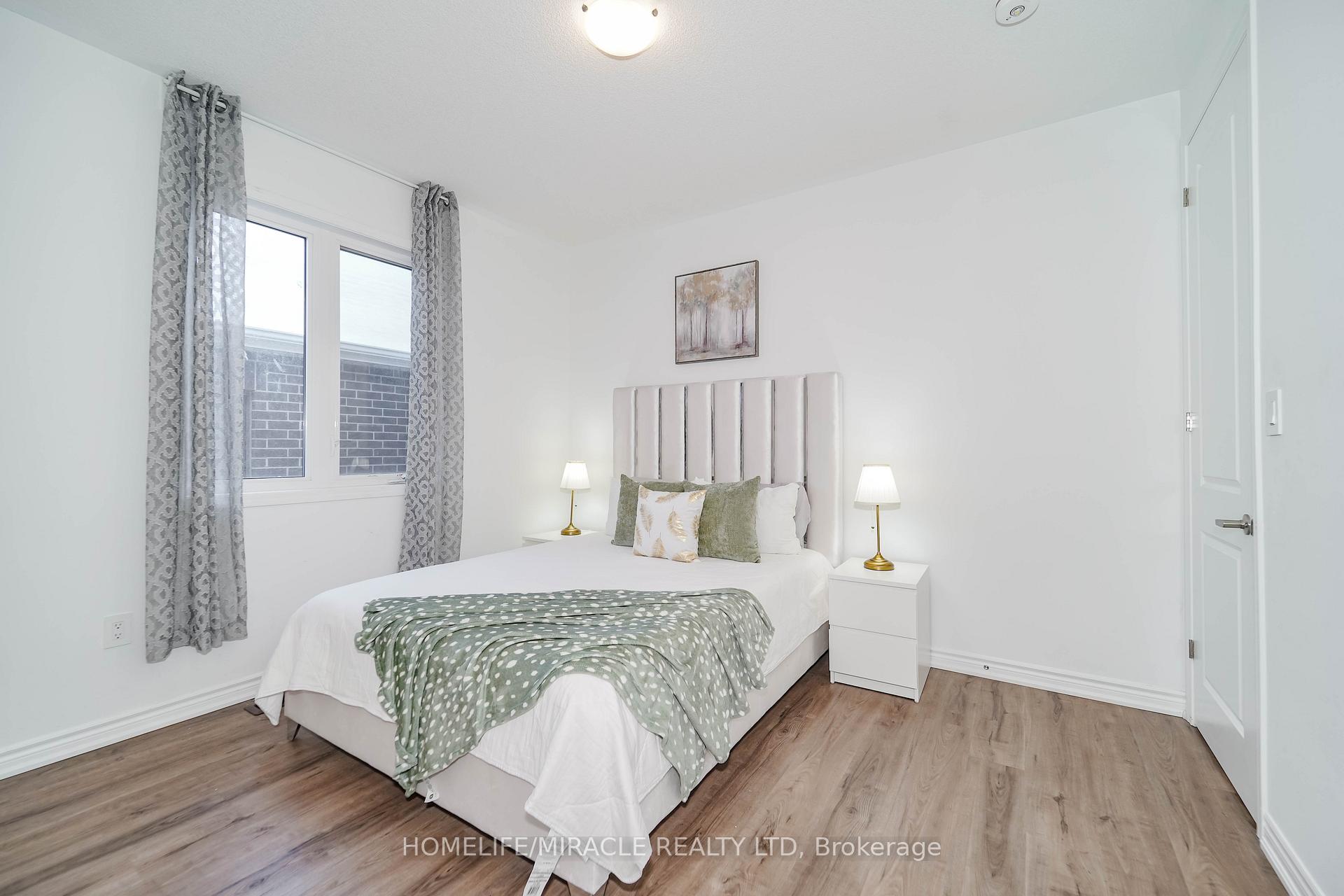 Photo 34 of 2823 Foxden Square, Pickering, Rural Pickering — HOMEH