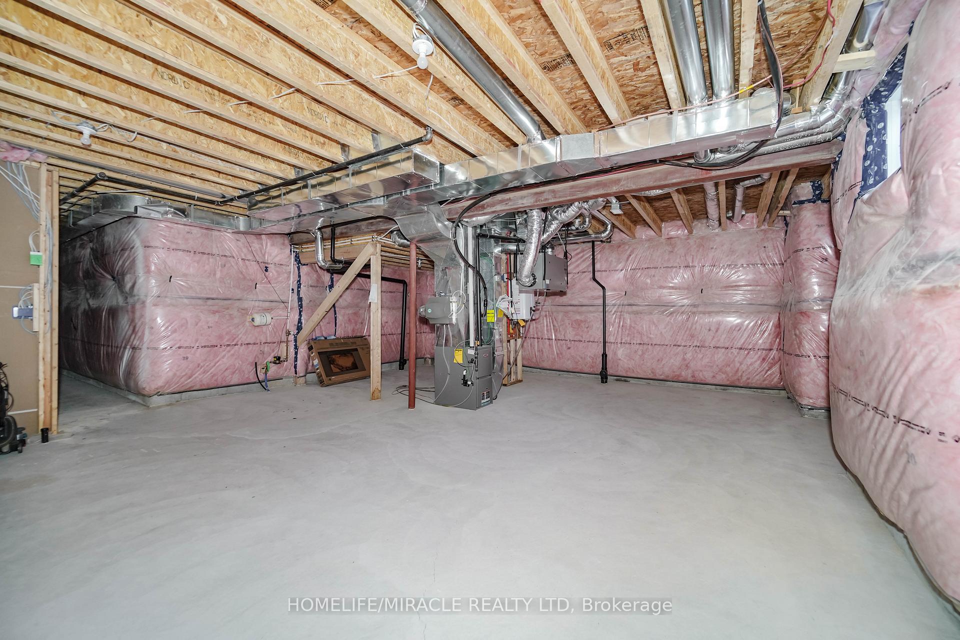 Photo 36 of 2823 Foxden Square, Pickering, Rural Pickering — HOMEH