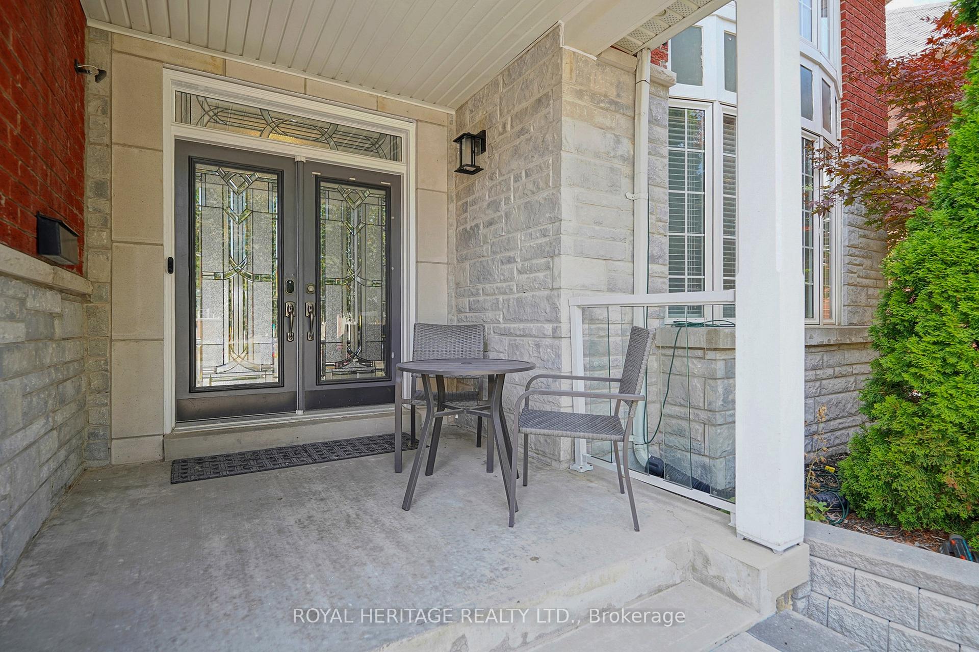 Photo 2 of 1684 Ballantrae Upper Drive, Oshawa, Taunton — HOMEH