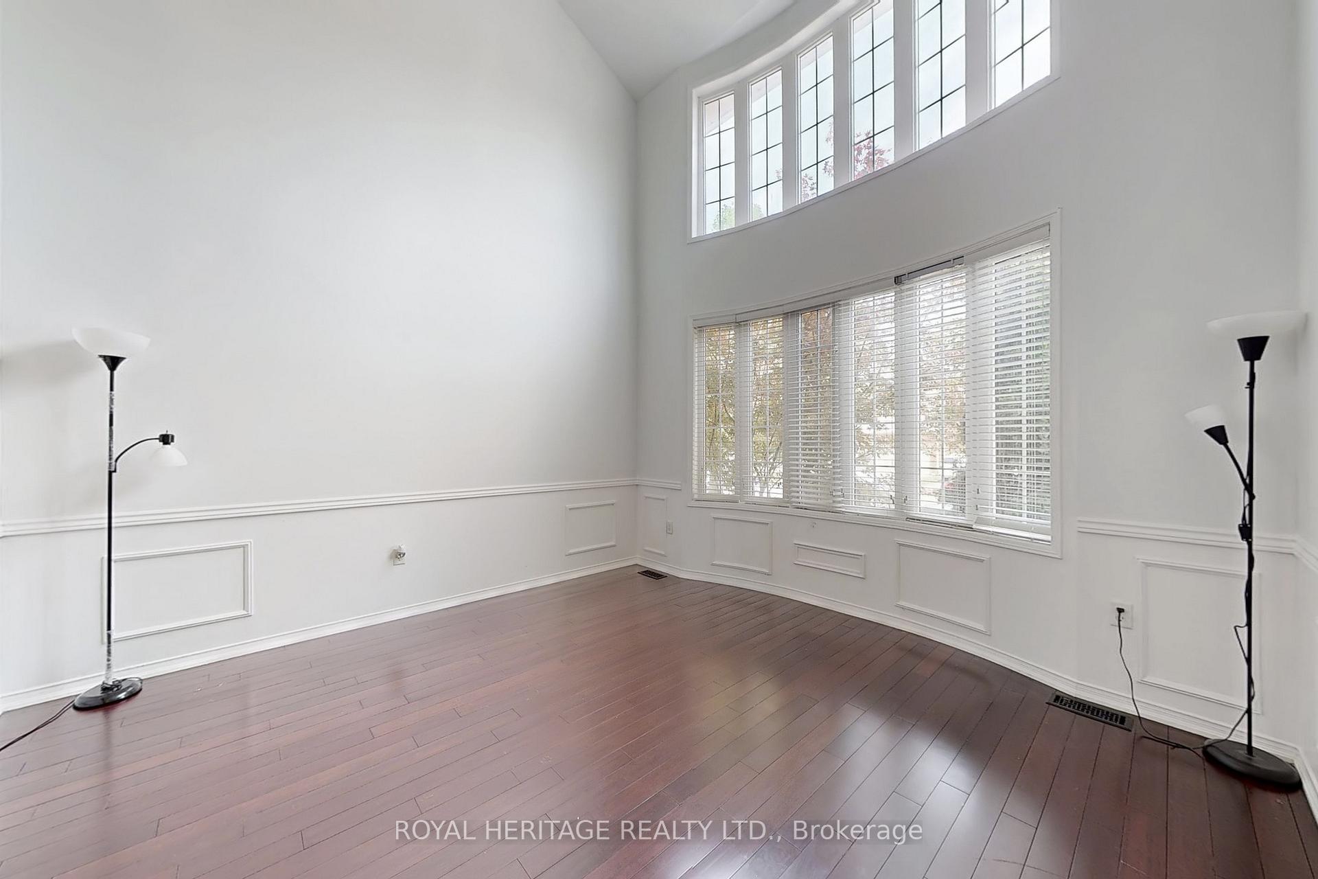 Photo 5 of 1684 Ballantrae Upper Drive, Oshawa, Taunton — HOMEH