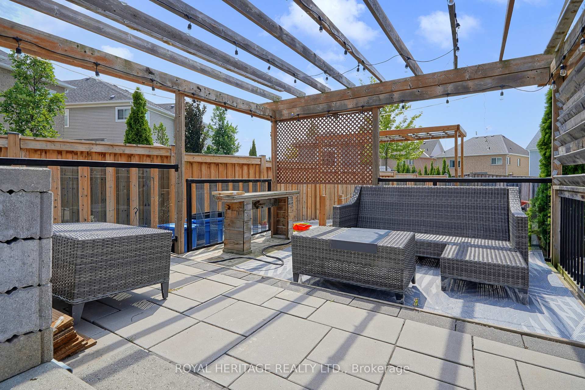Photo 45 of 1684 Ballantrae Upper Drive, Oshawa, Taunton — HOMEH