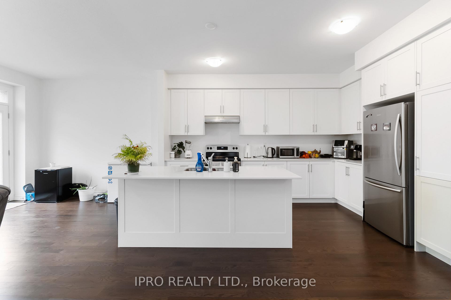 Photo 10 of 486 Bergamot Avenue, Milton, Walker — HOMEH