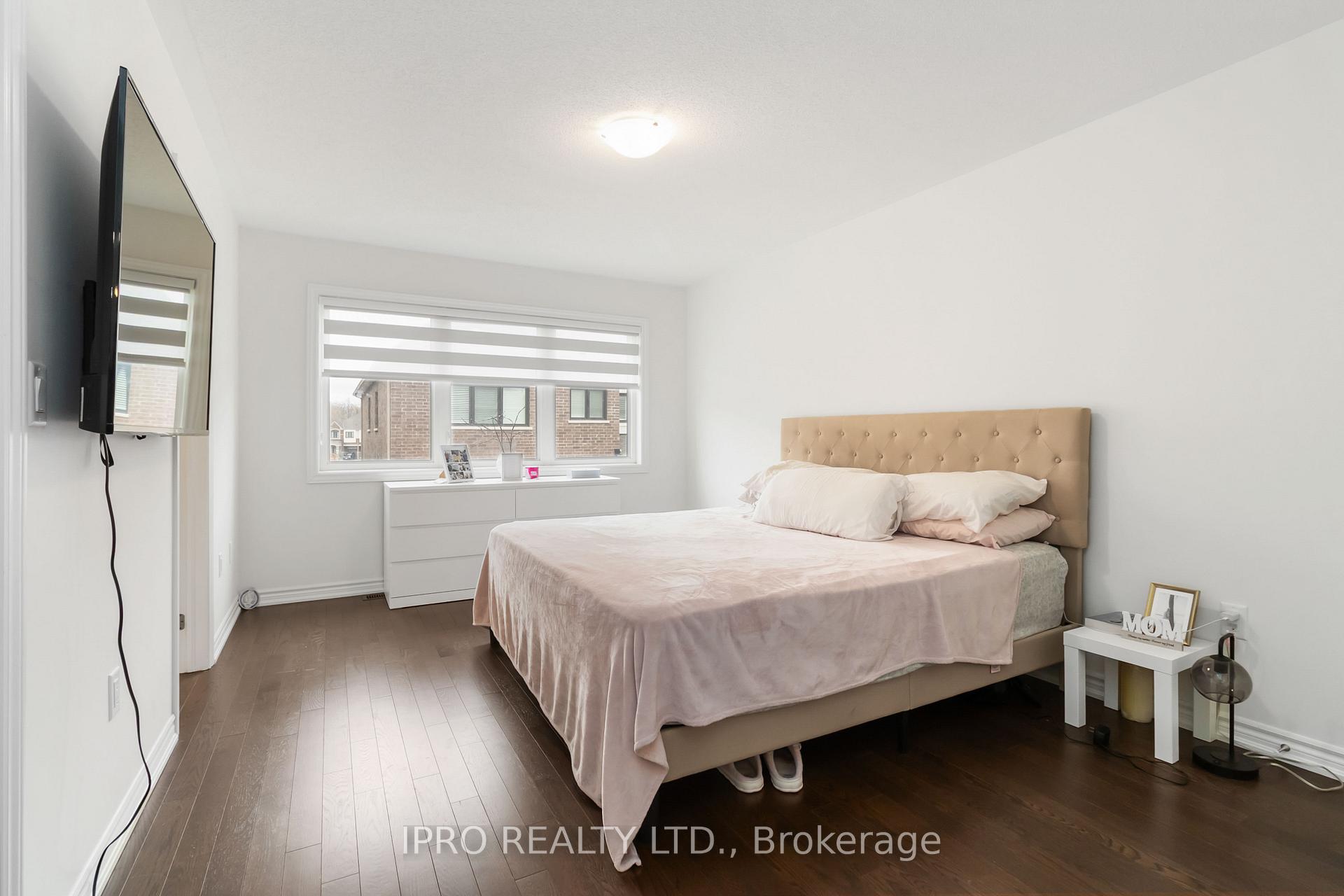 Photo 23 of 486 Bergamot Avenue, Milton, Walker — HOMEH
