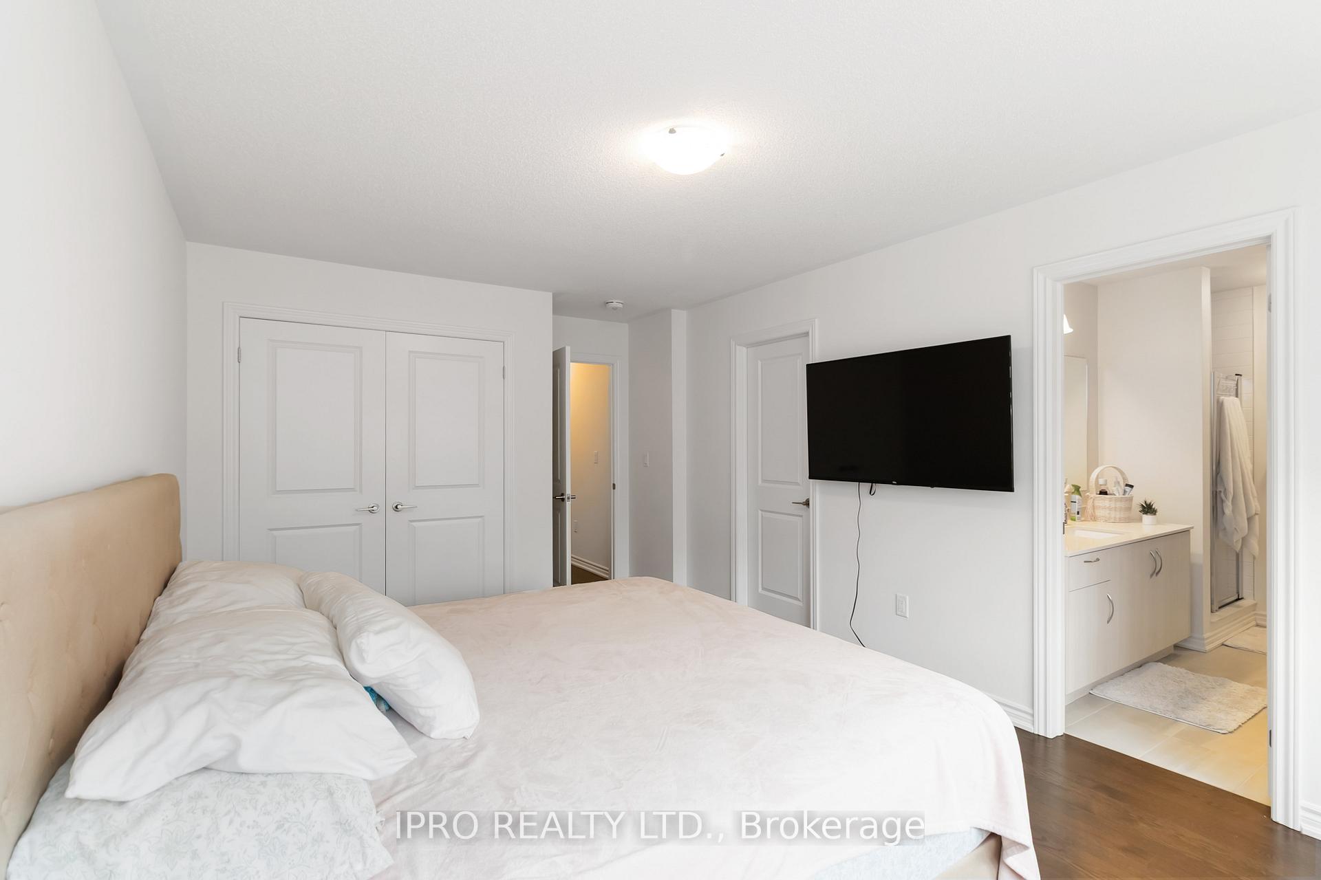 Photo 26 of 486 Bergamot Avenue, Milton, Walker — HOMEH