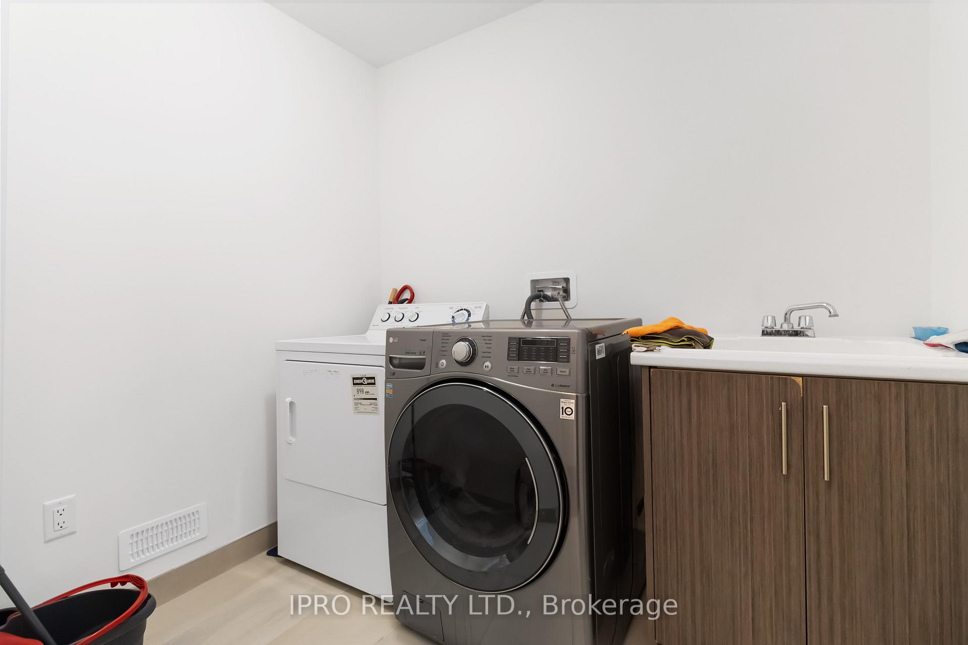 Photo 34 of 486 Bergamot Avenue, Milton, Walker — HOMEH