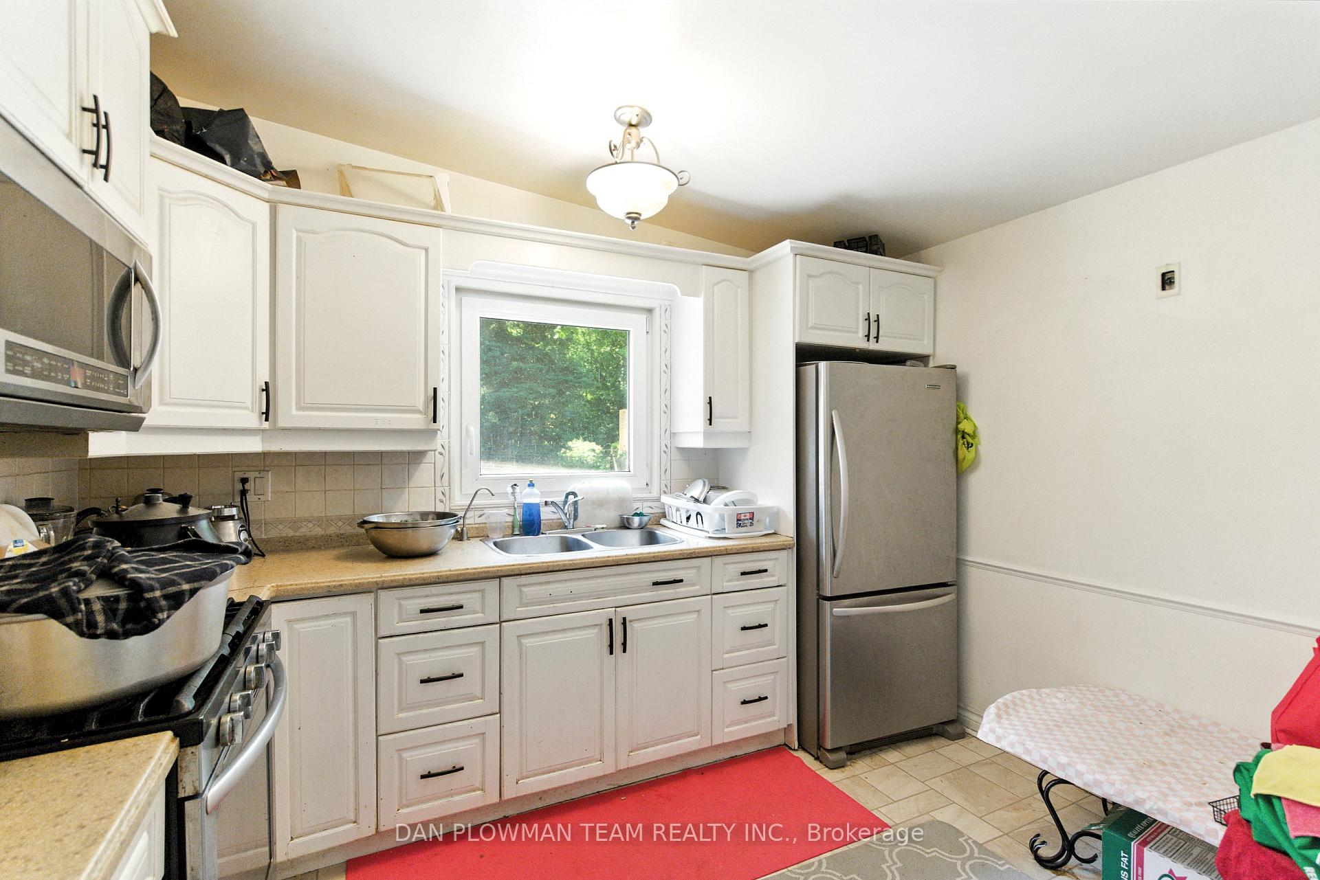 Photo 10 of 1748 Fairport Road, Pickering, Dunbarton — HOMEH