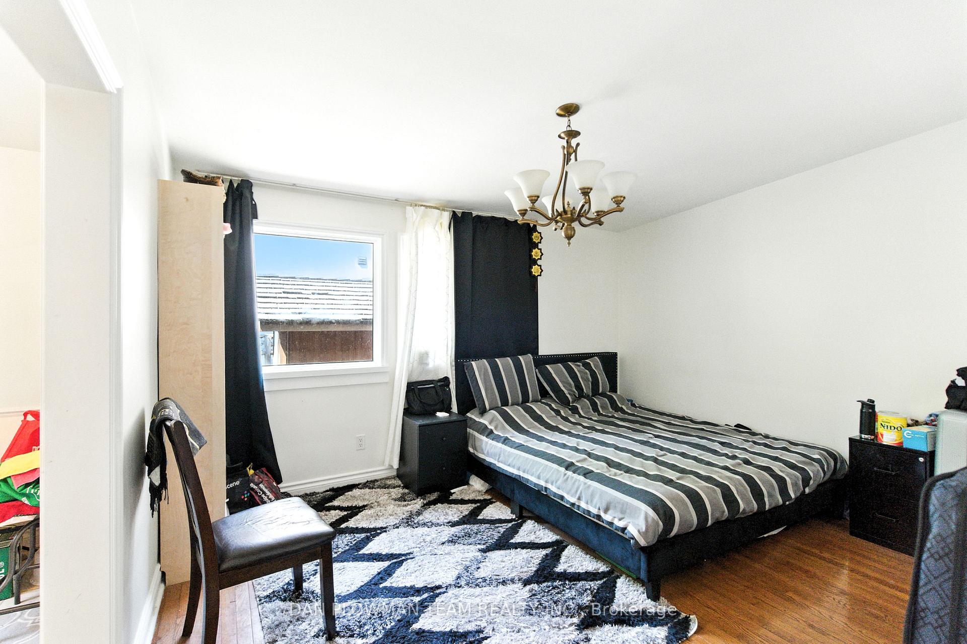 Photo 15 of 1748 Fairport Road, Pickering, Dunbarton — HOMEH