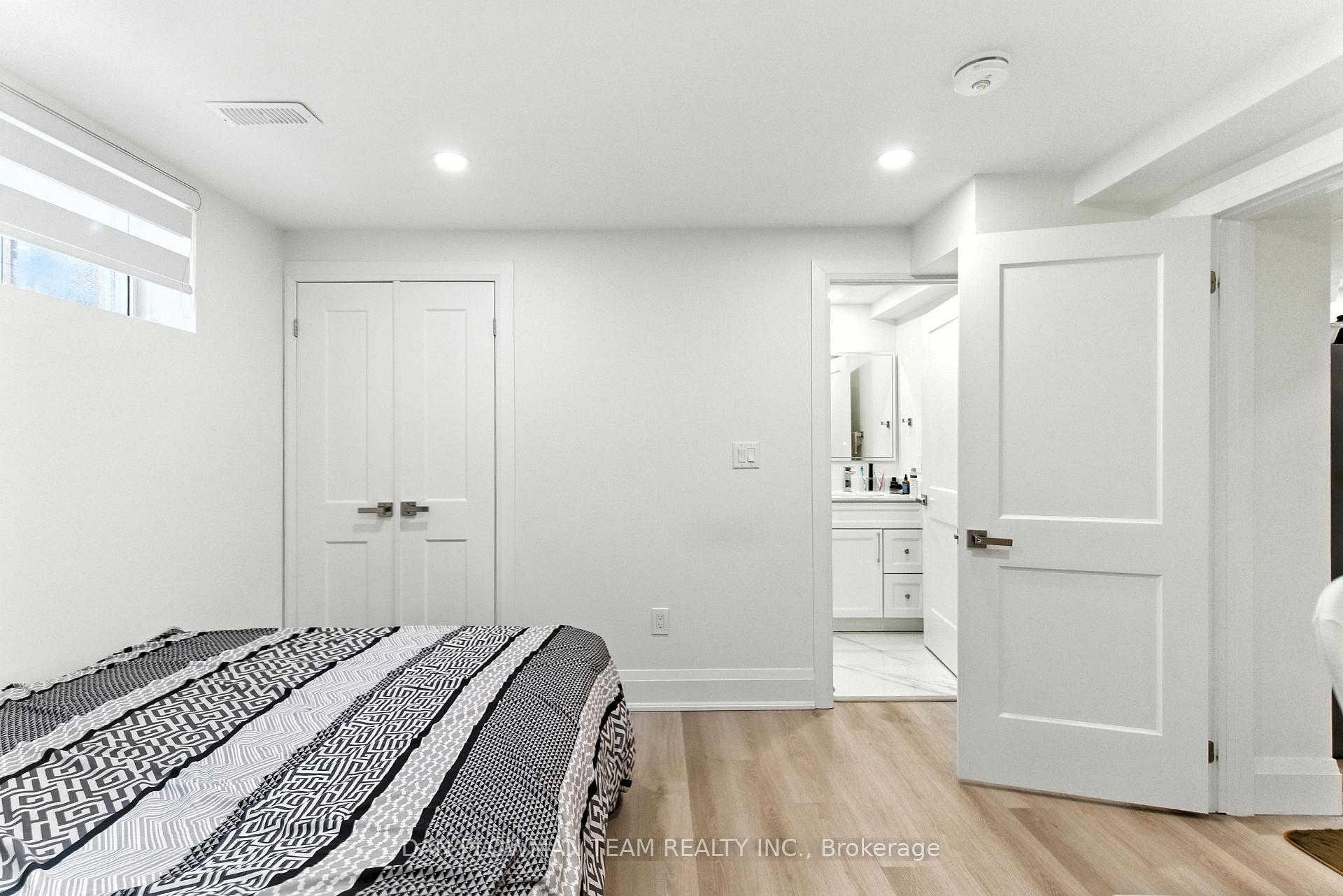 Photo 27 of 1748 Fairport Road, Pickering, Dunbarton — HOMEH