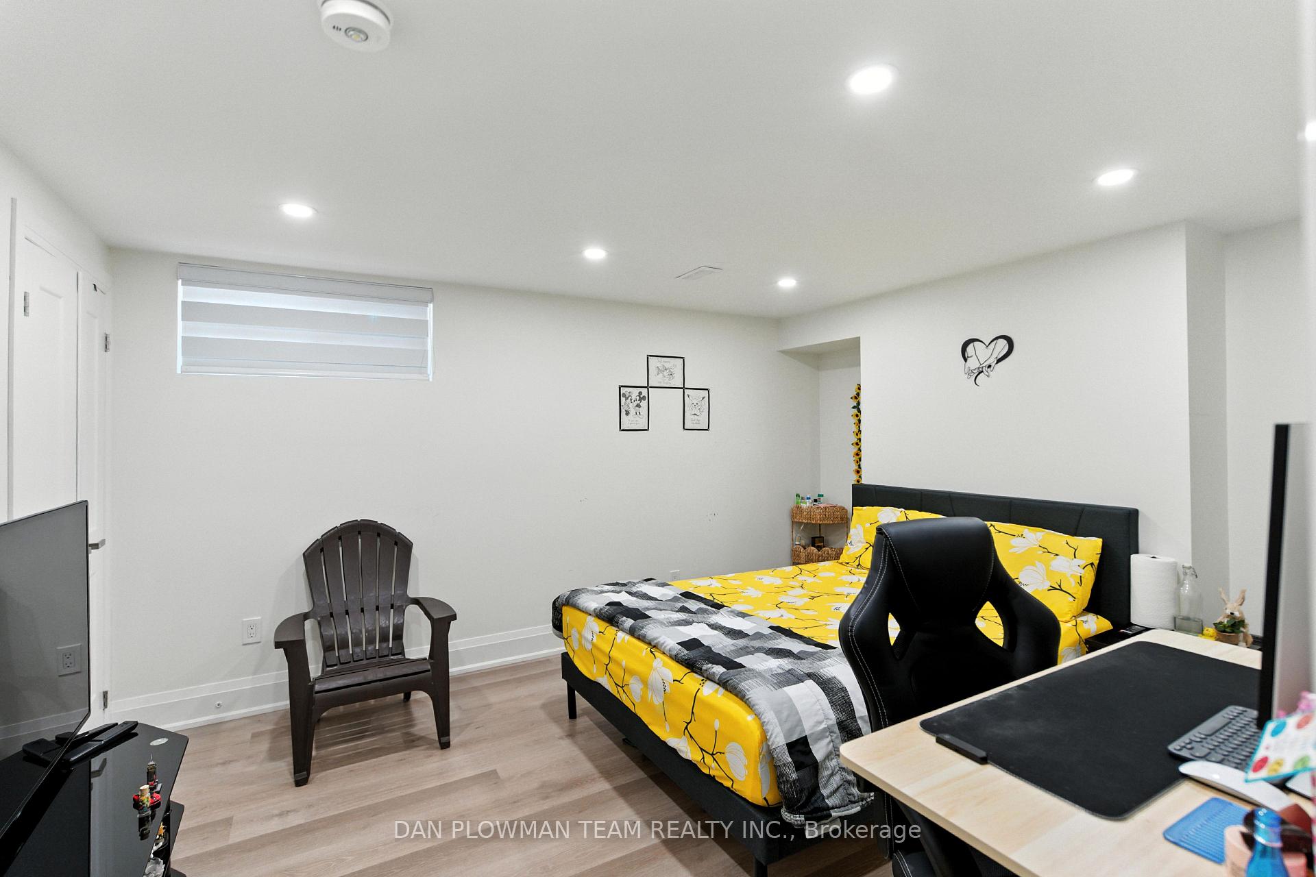 Photo 30 of 1748 Fairport Road, Pickering, Dunbarton — HOMEH
