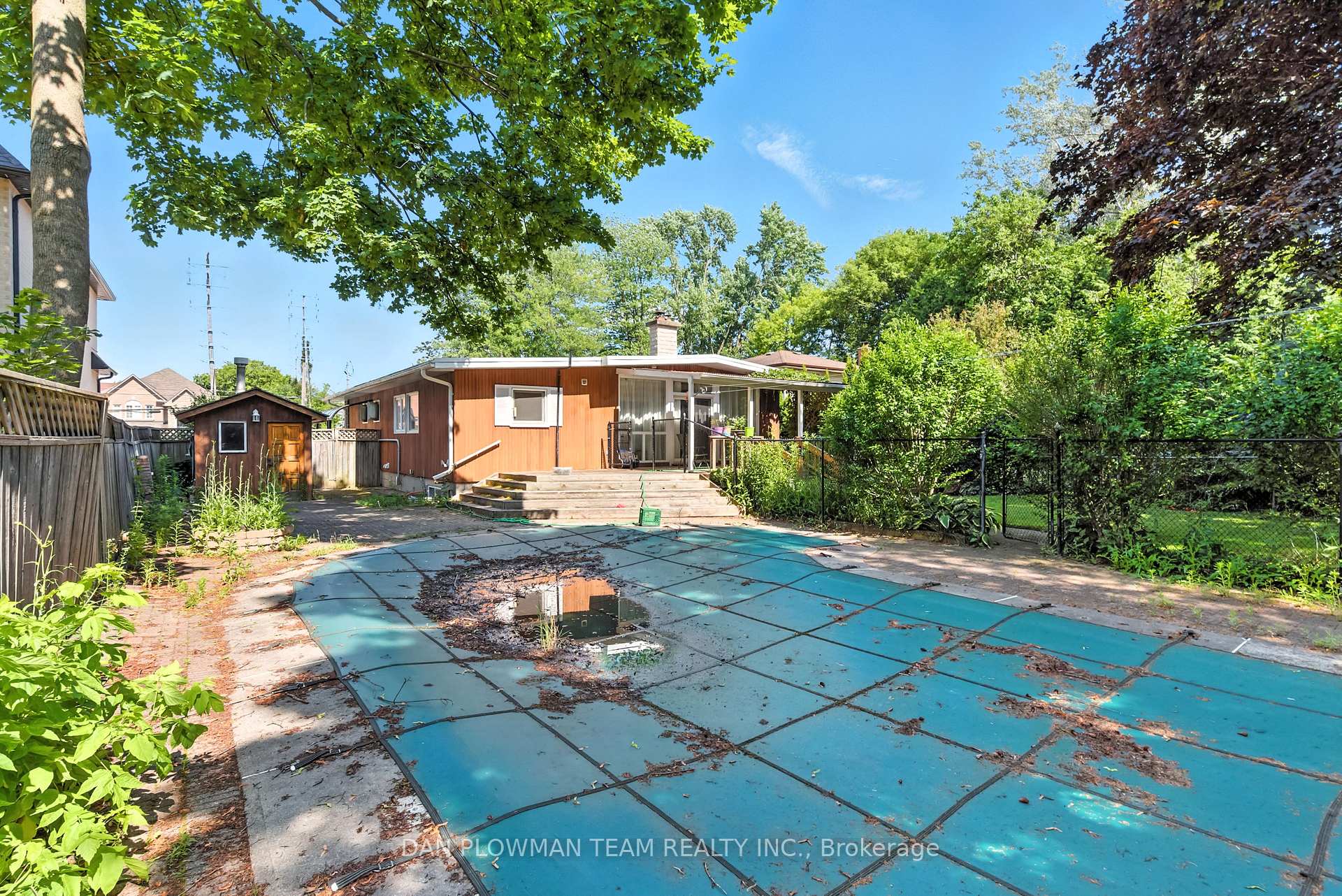 Photo 43 of 1748 Fairport Road, Pickering, Dunbarton — HOMEH