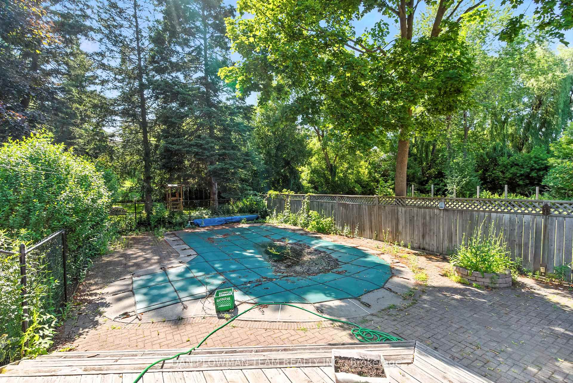 Photo 44 of 1748 Fairport Road, Pickering, Dunbarton — HOMEH