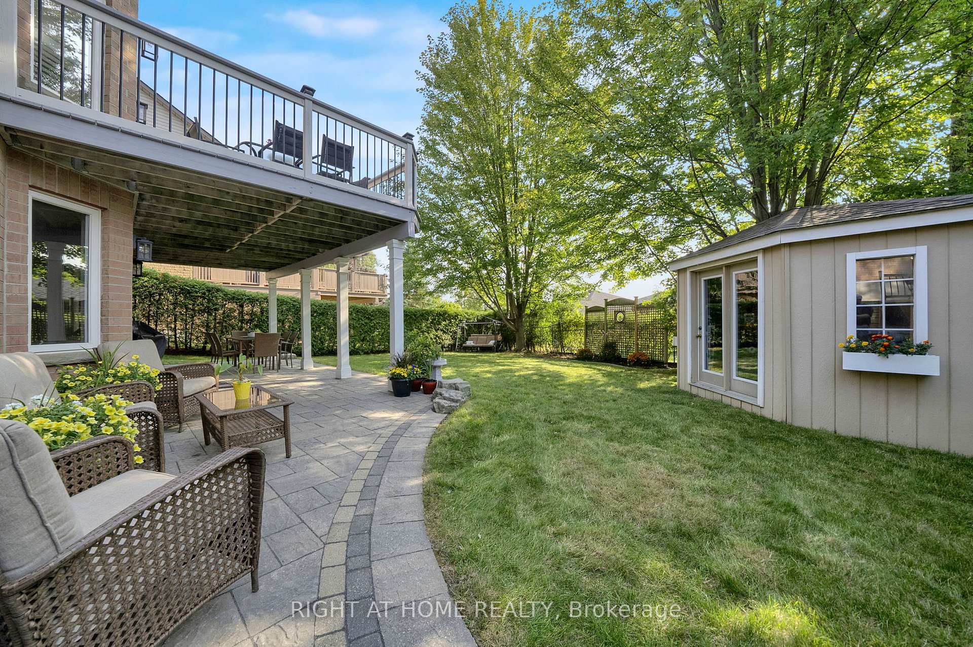 Photo 5 of 889 Oberland Drive, Oshawa, Pinecrest — HOMEH