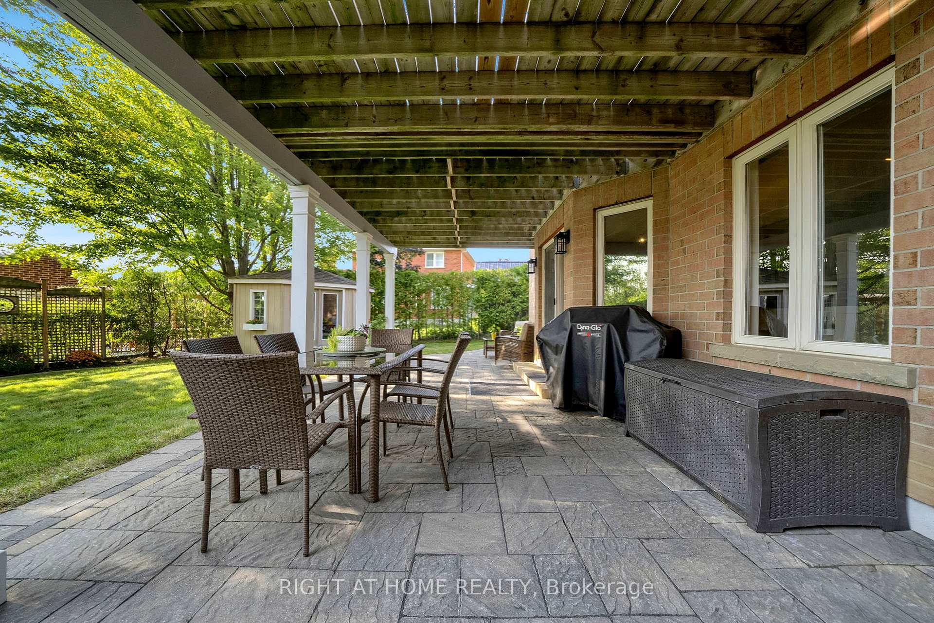 Photo 6 of 889 Oberland Drive, Oshawa, Pinecrest — HOMEH