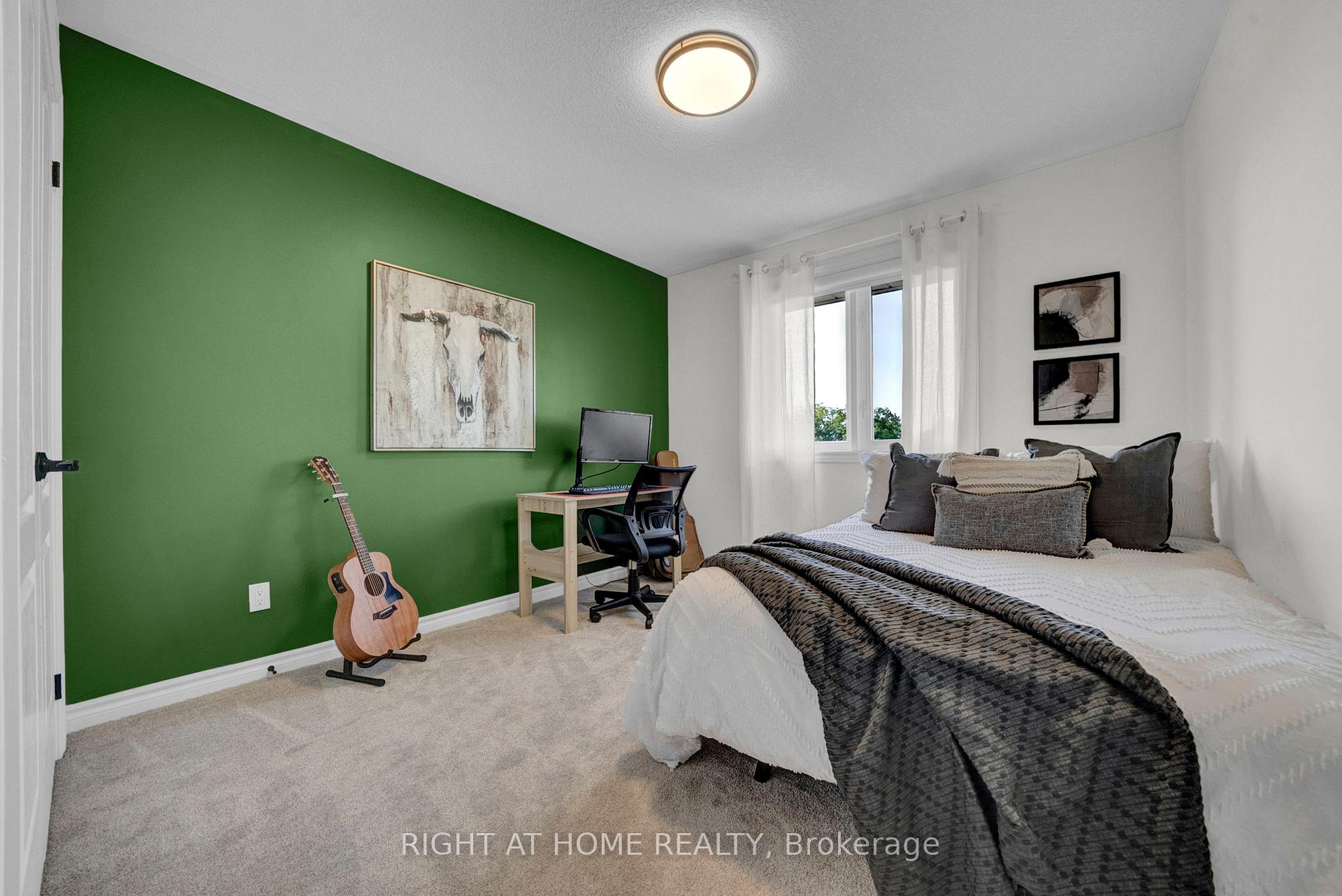 Photo 33 of 889 Oberland Drive, Oshawa, Pinecrest — HOMEH
