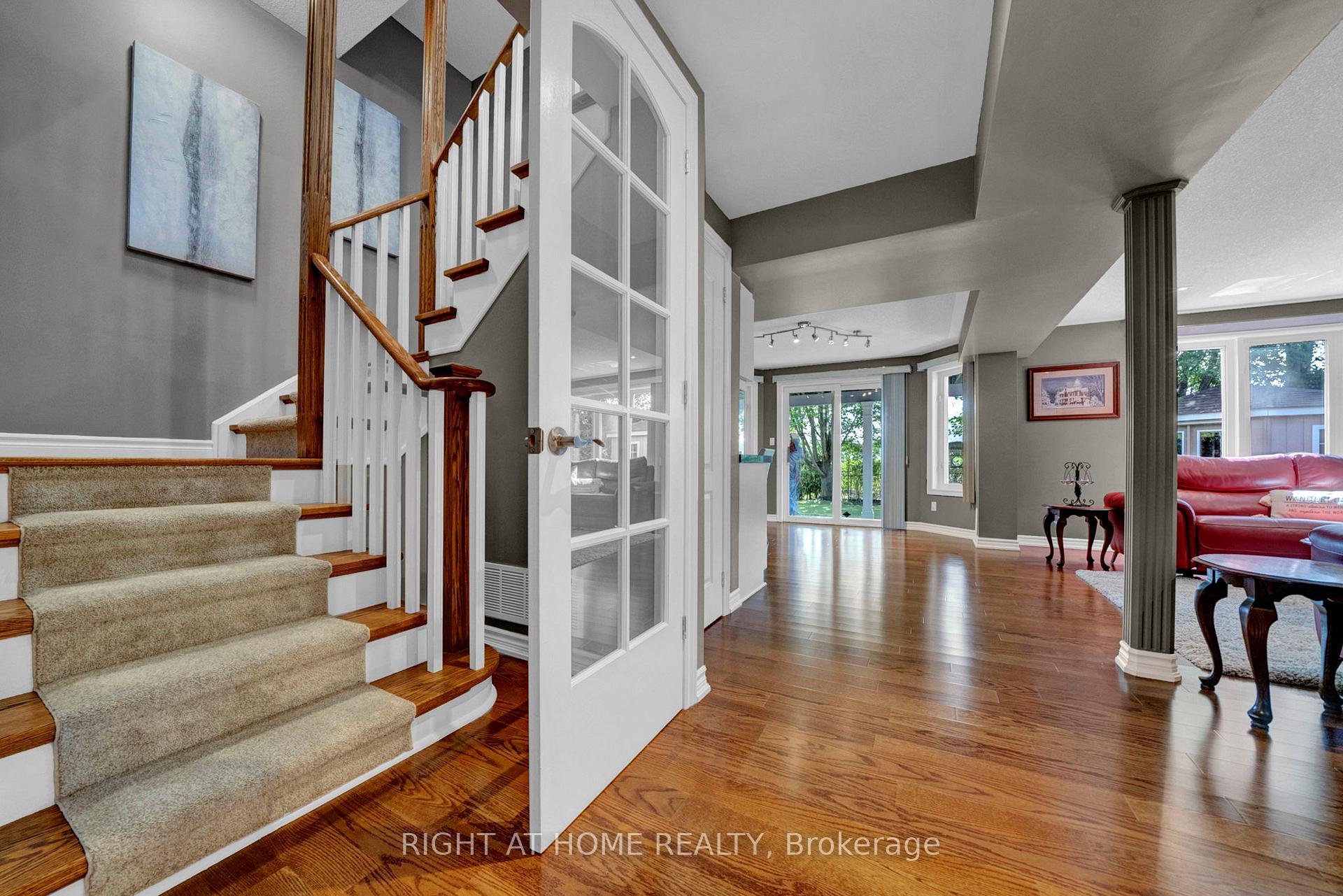 Photo 35 of 889 Oberland Drive, Oshawa, Pinecrest — HOMEH