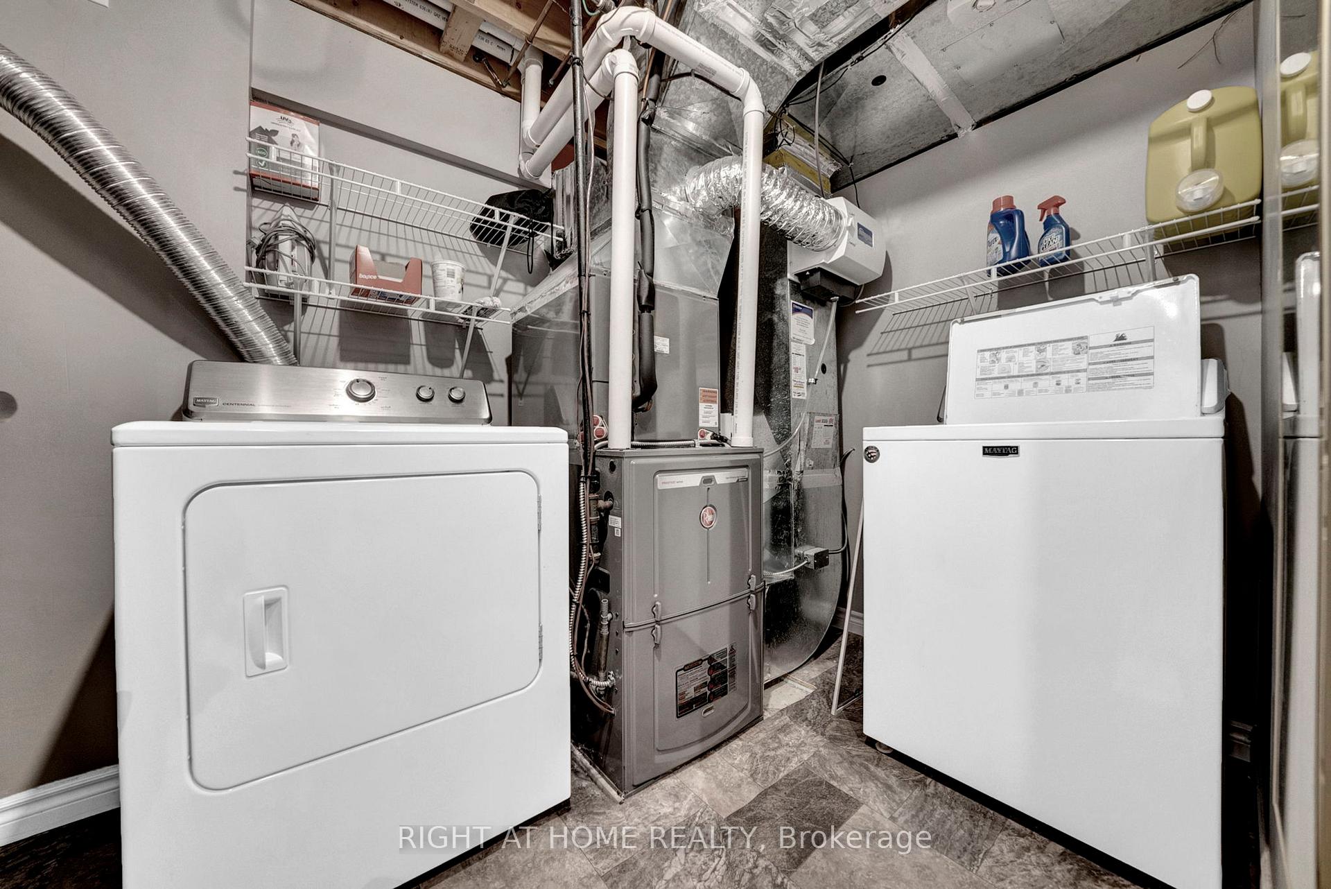 Photo 49 of 889 Oberland Drive, Oshawa, Pinecrest — HOMEH