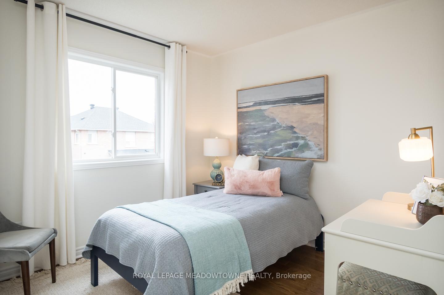 Photo 26 of 217 Fitzgerald Crescent, Milton, Dempsey — HOMEH