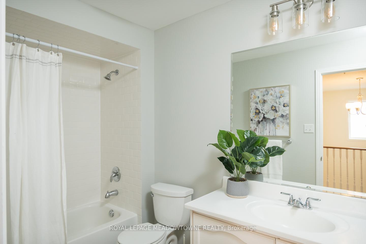 Photo 31 of 217 Fitzgerald Crescent, Milton, Dempsey — HOMEH