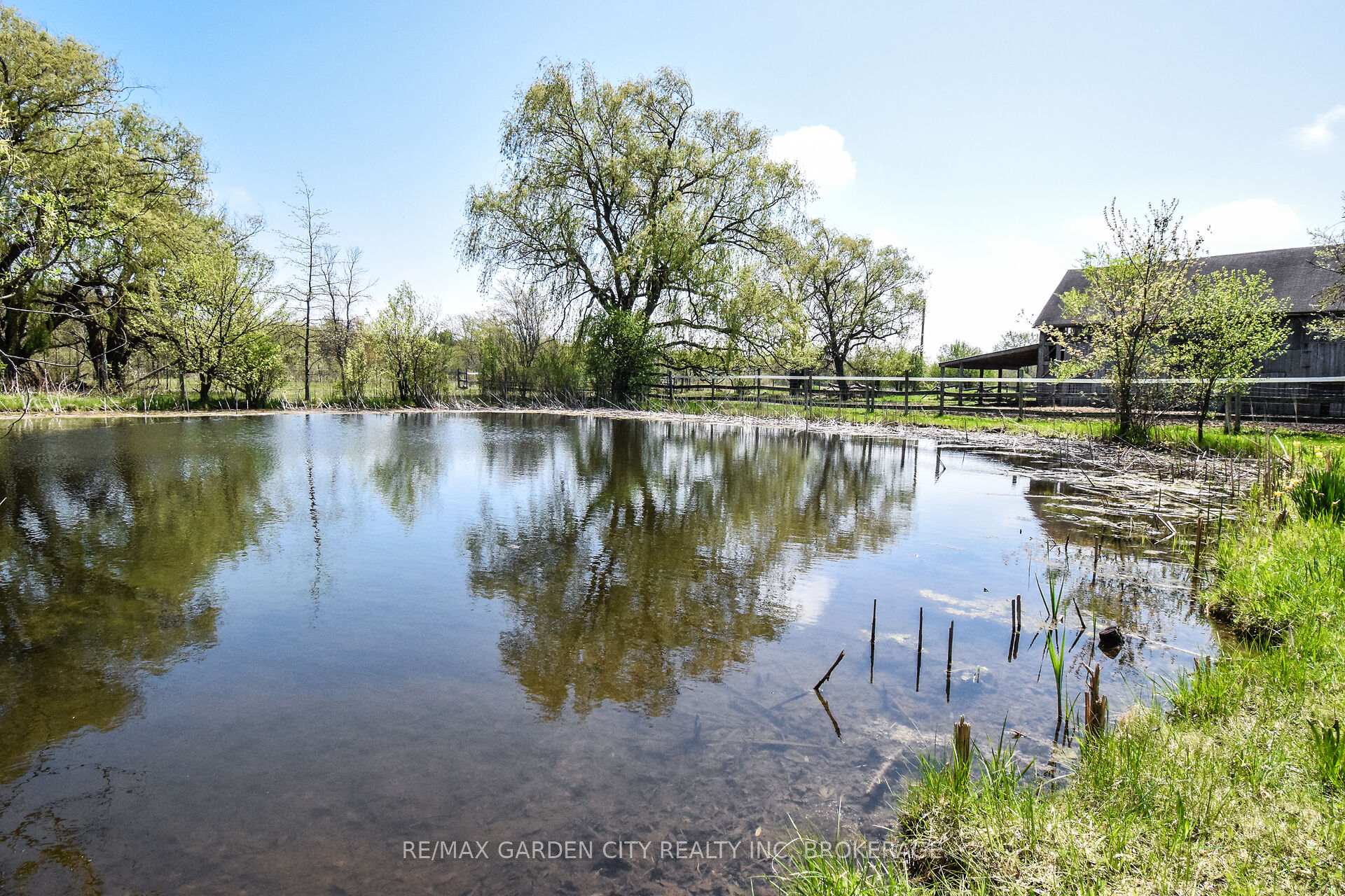 Photo 6 of 6467 Sauer Road, Niagara Falls, Lyons Creek — HOMEH