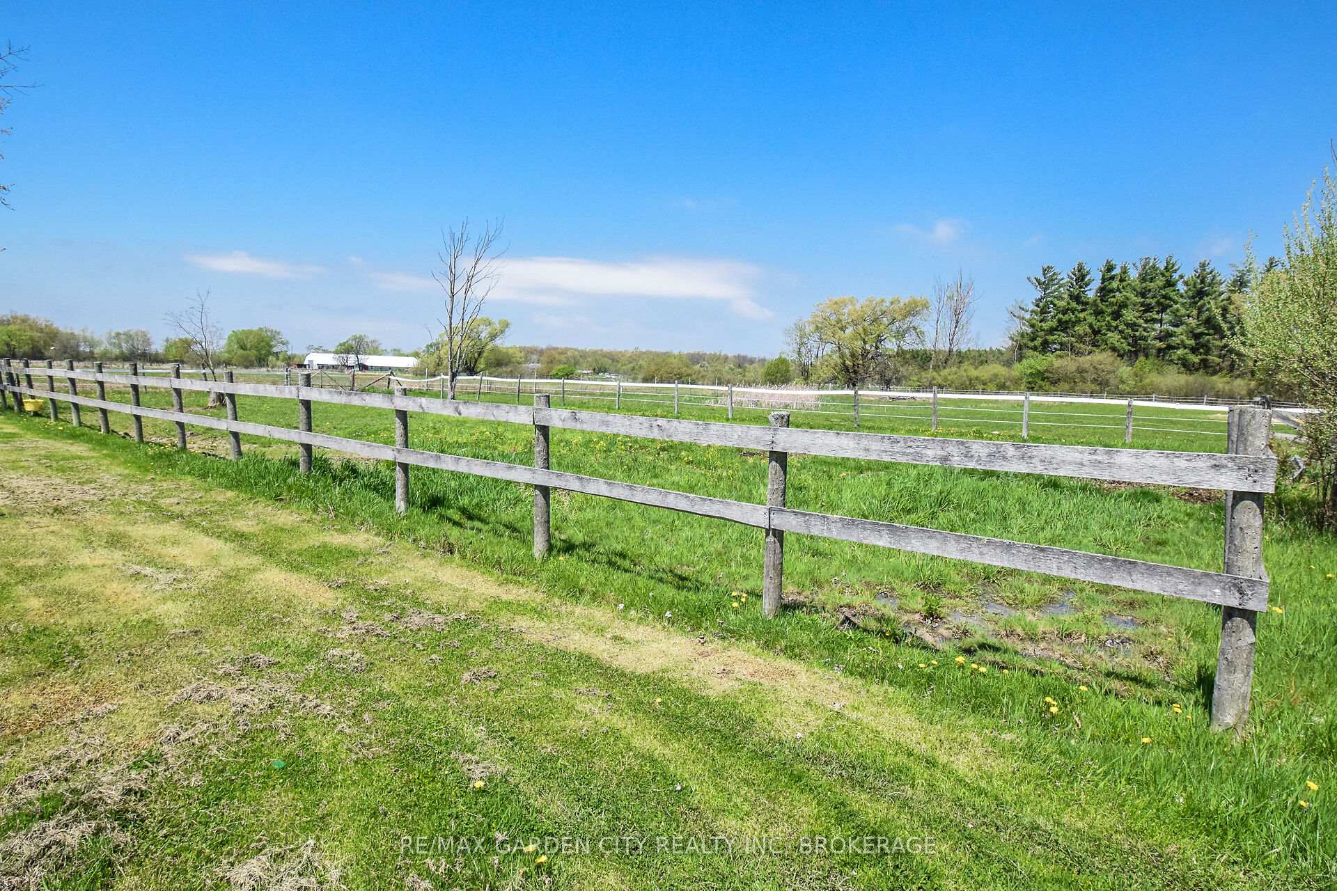 Photo 9 of 6467 Sauer Road, Niagara Falls, Lyons Creek — HOMEH