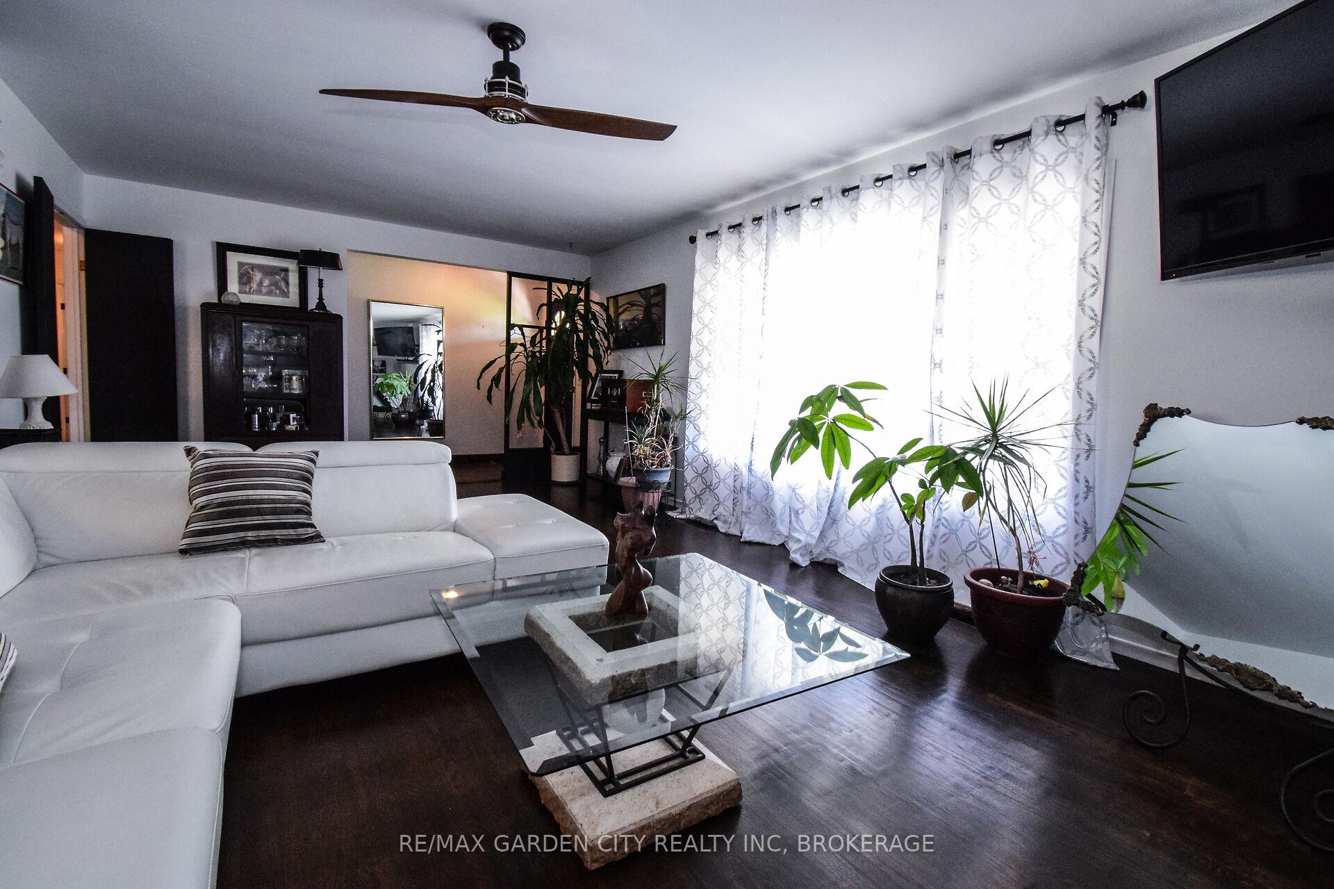 Photo 23 of 6467 Sauer Road, Niagara Falls, Lyons Creek — HOMEH
