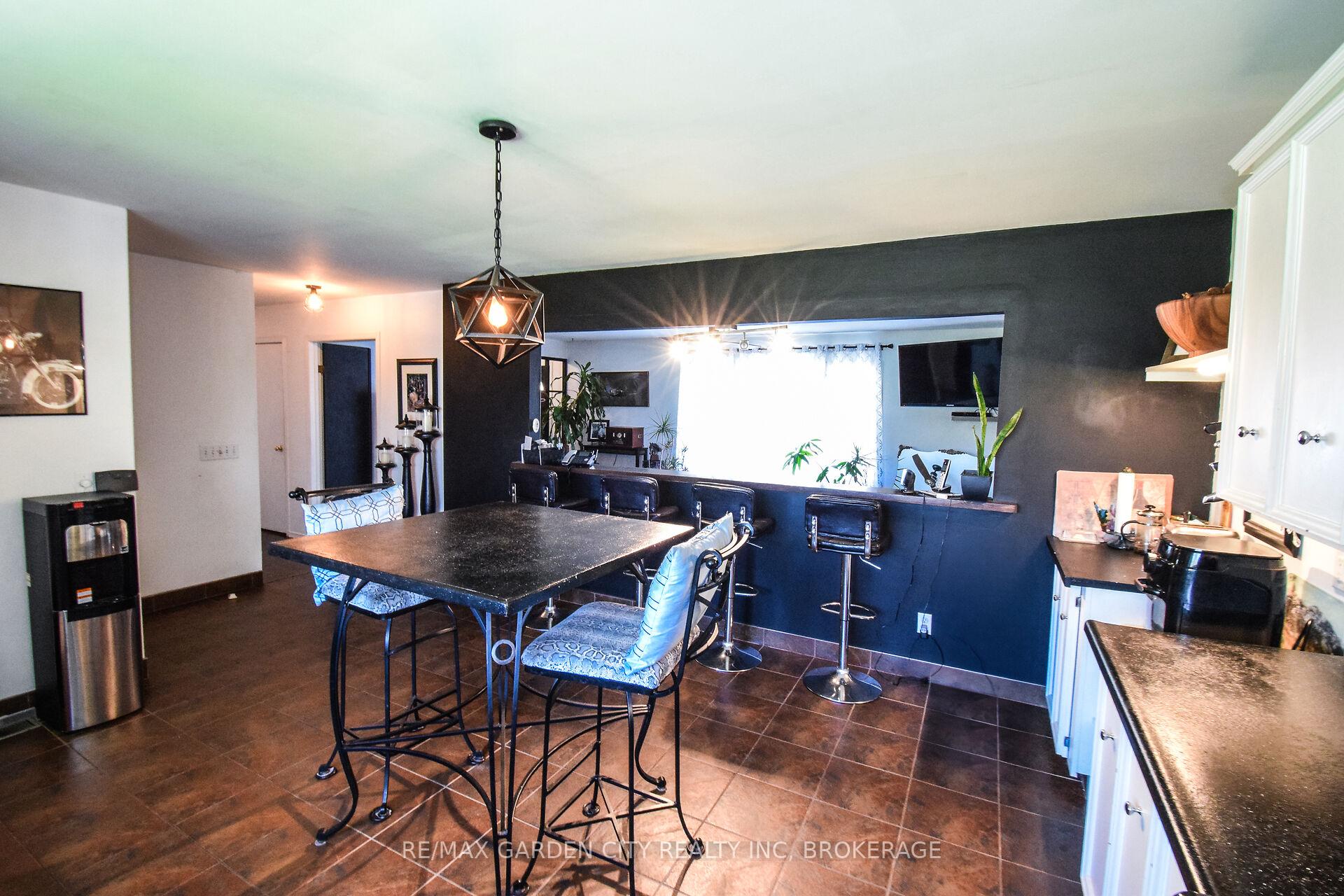 Photo 27 of 6467 Sauer Road, Niagara Falls, Lyons Creek — HOMEH