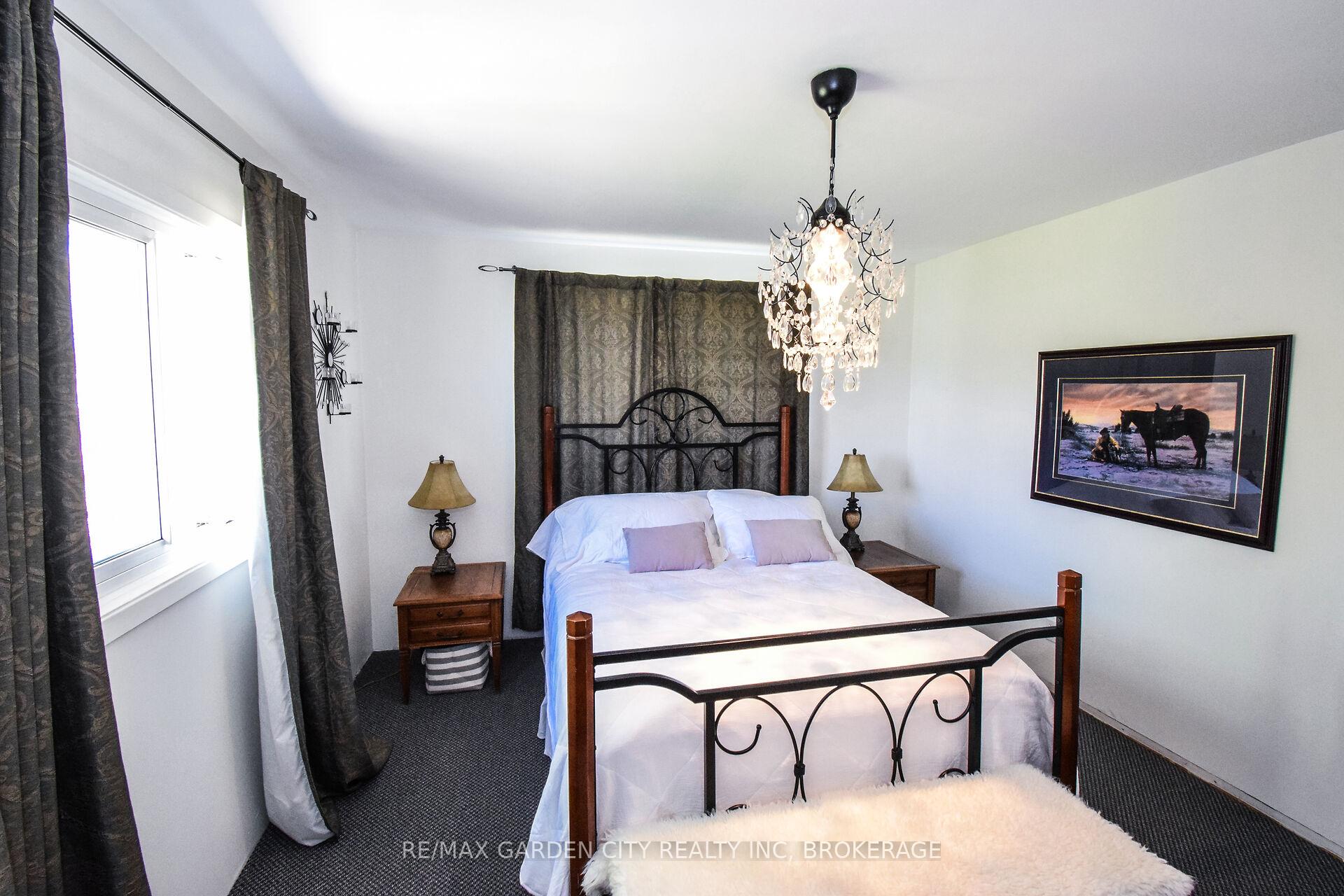 Photo 33 of 6467 Sauer Road, Niagara Falls, Lyons Creek — HOMEH