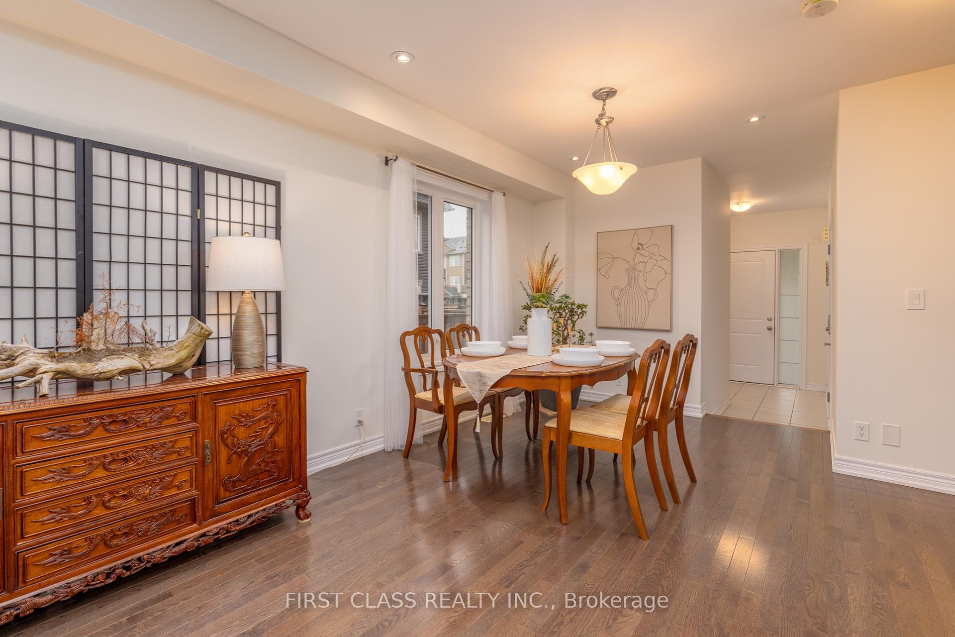 Photo 8 of 42 Great Gabe Crescent, Oshawa, Windfields — HOMEH