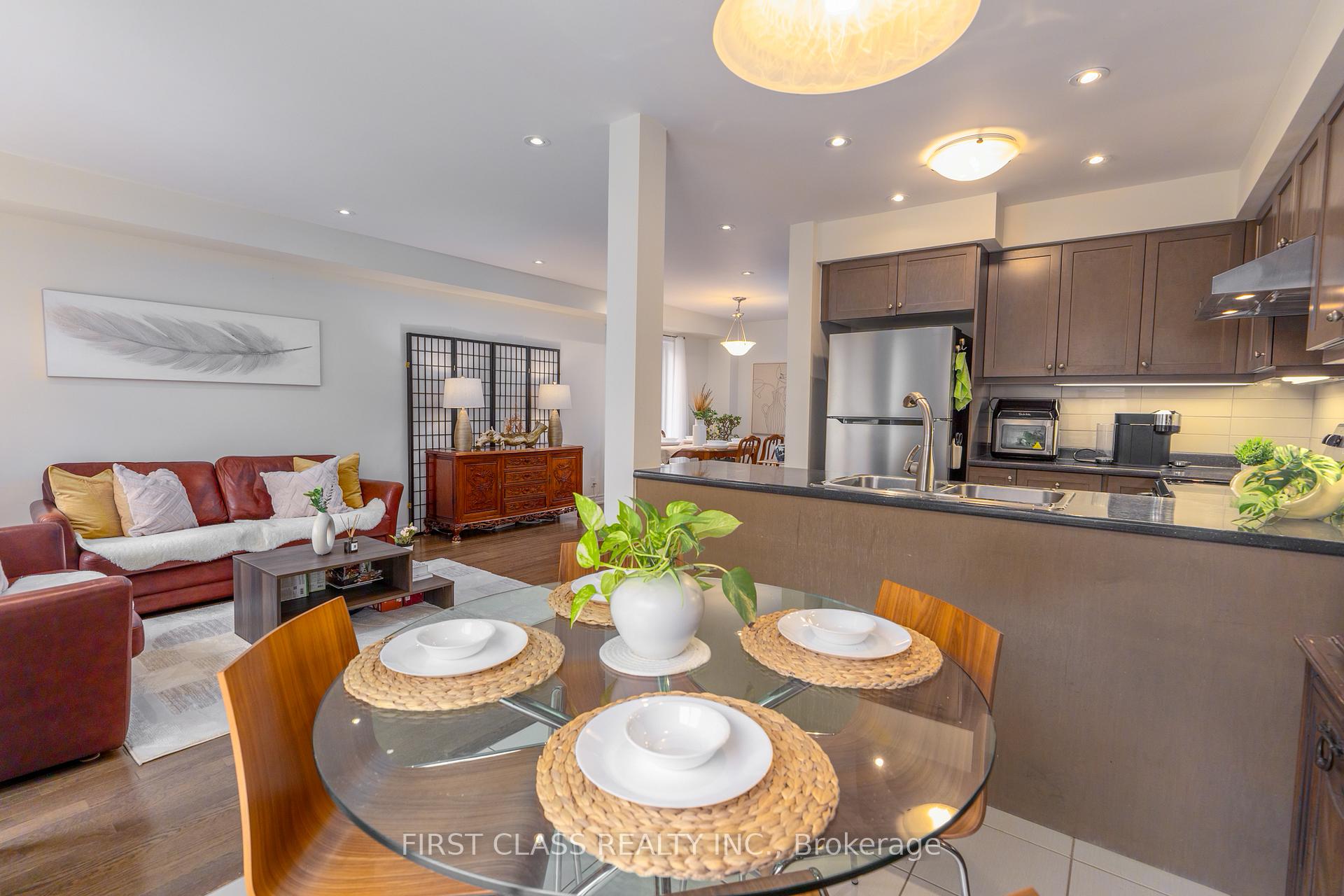 Photo 12 of 42 Great Gabe Crescent, Oshawa, Windfields — HOMEH