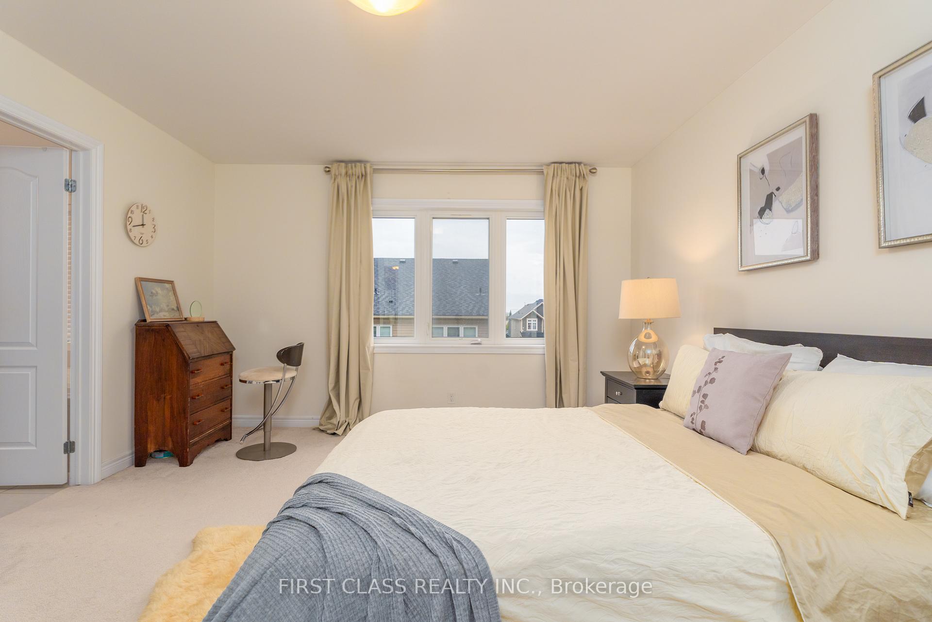 Photo 17 of 42 Great Gabe Crescent, Oshawa, Windfields — HOMEH