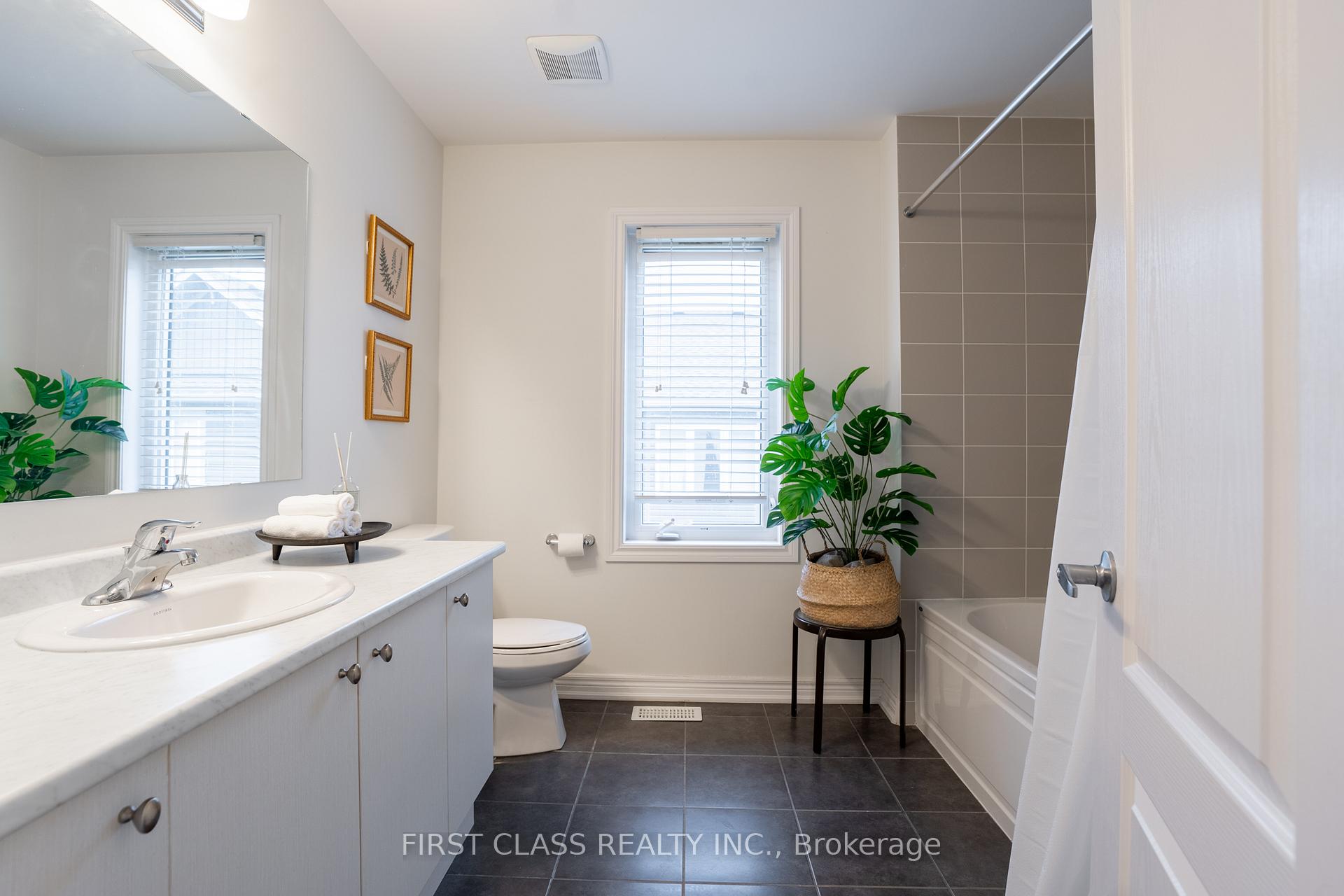 Photo 23 of 42 Great Gabe Crescent, Oshawa, Windfields — HOMEH